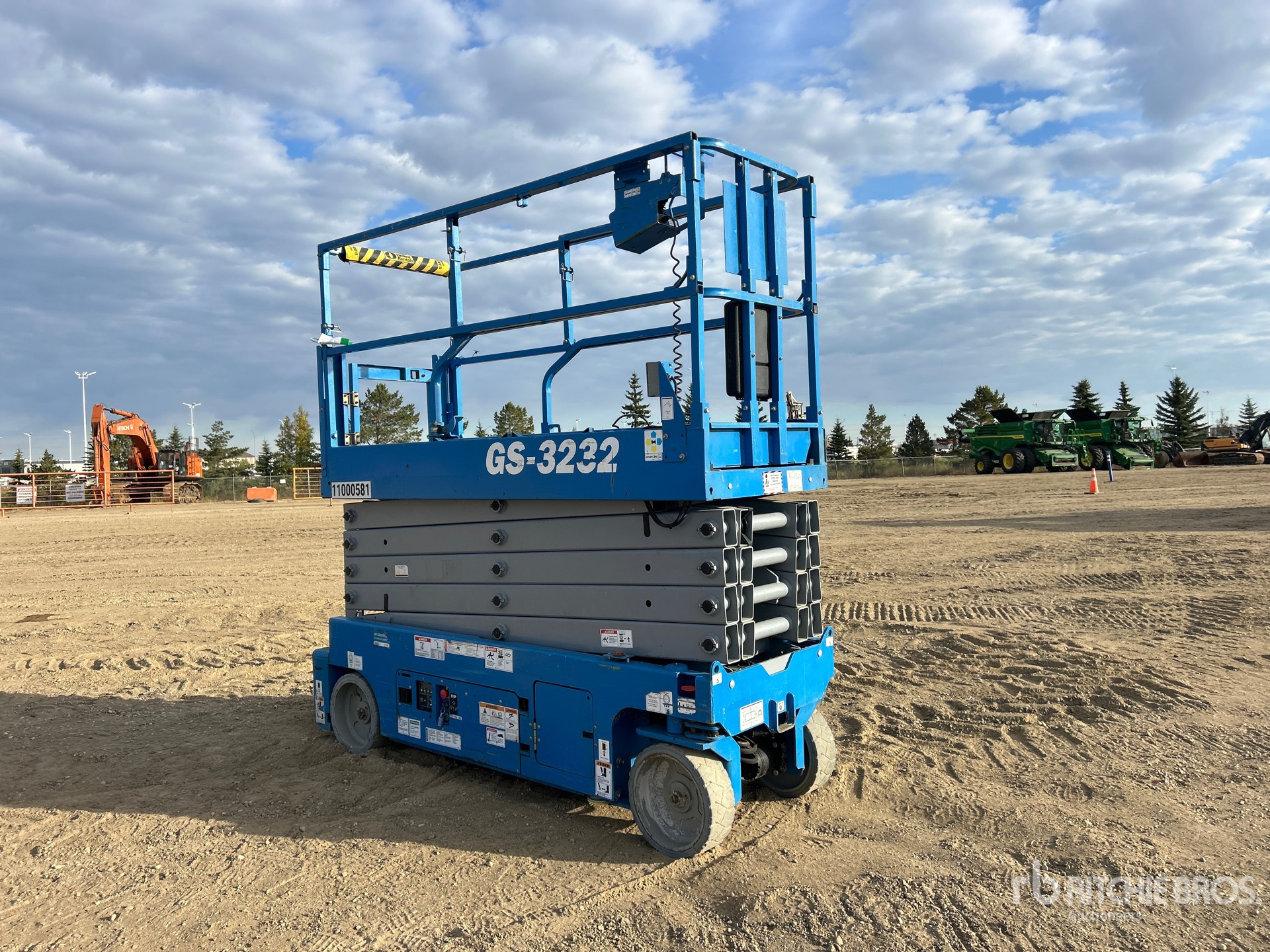 2019 Genie GS-3232