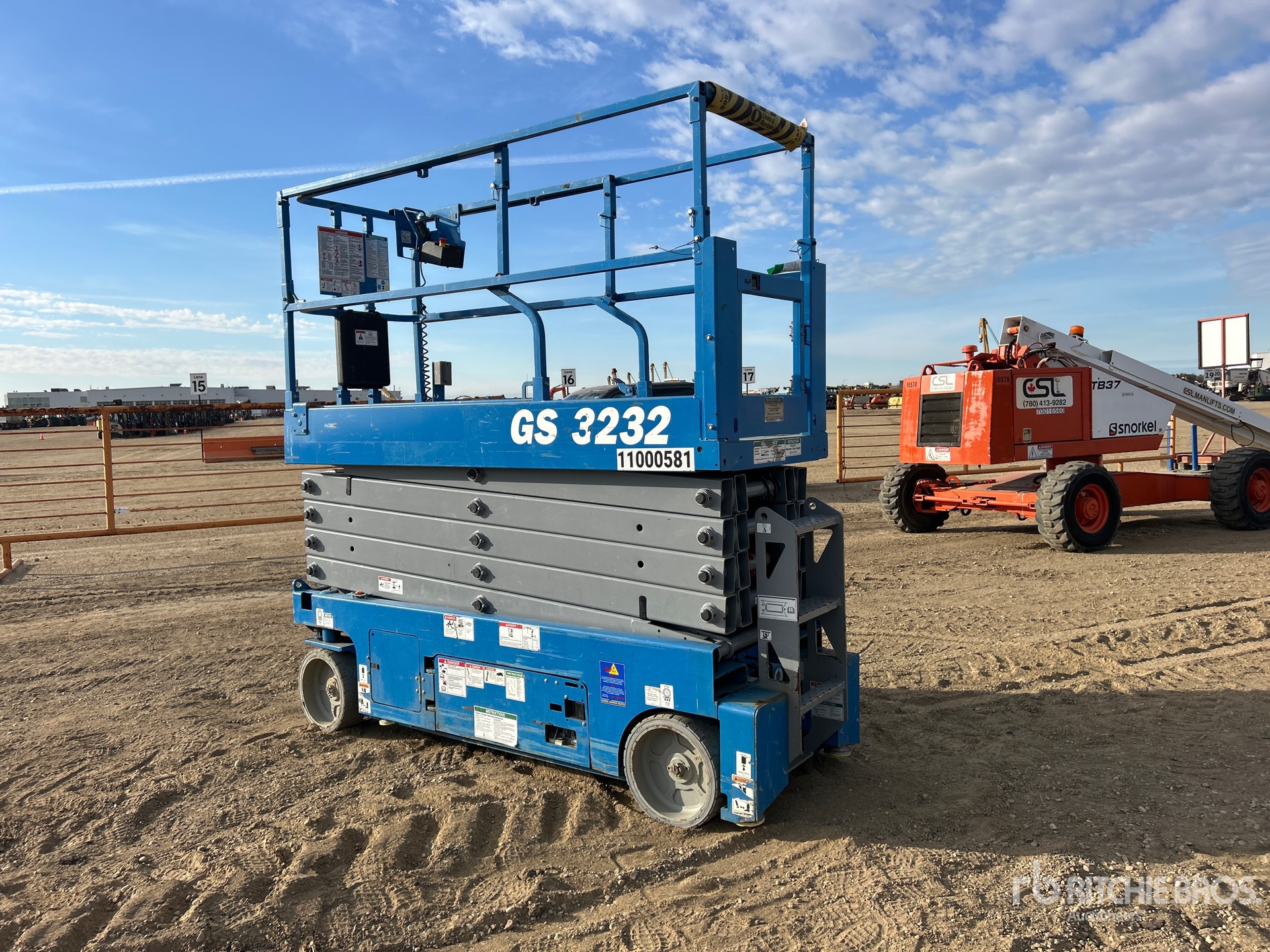2019 Genie GS-3232