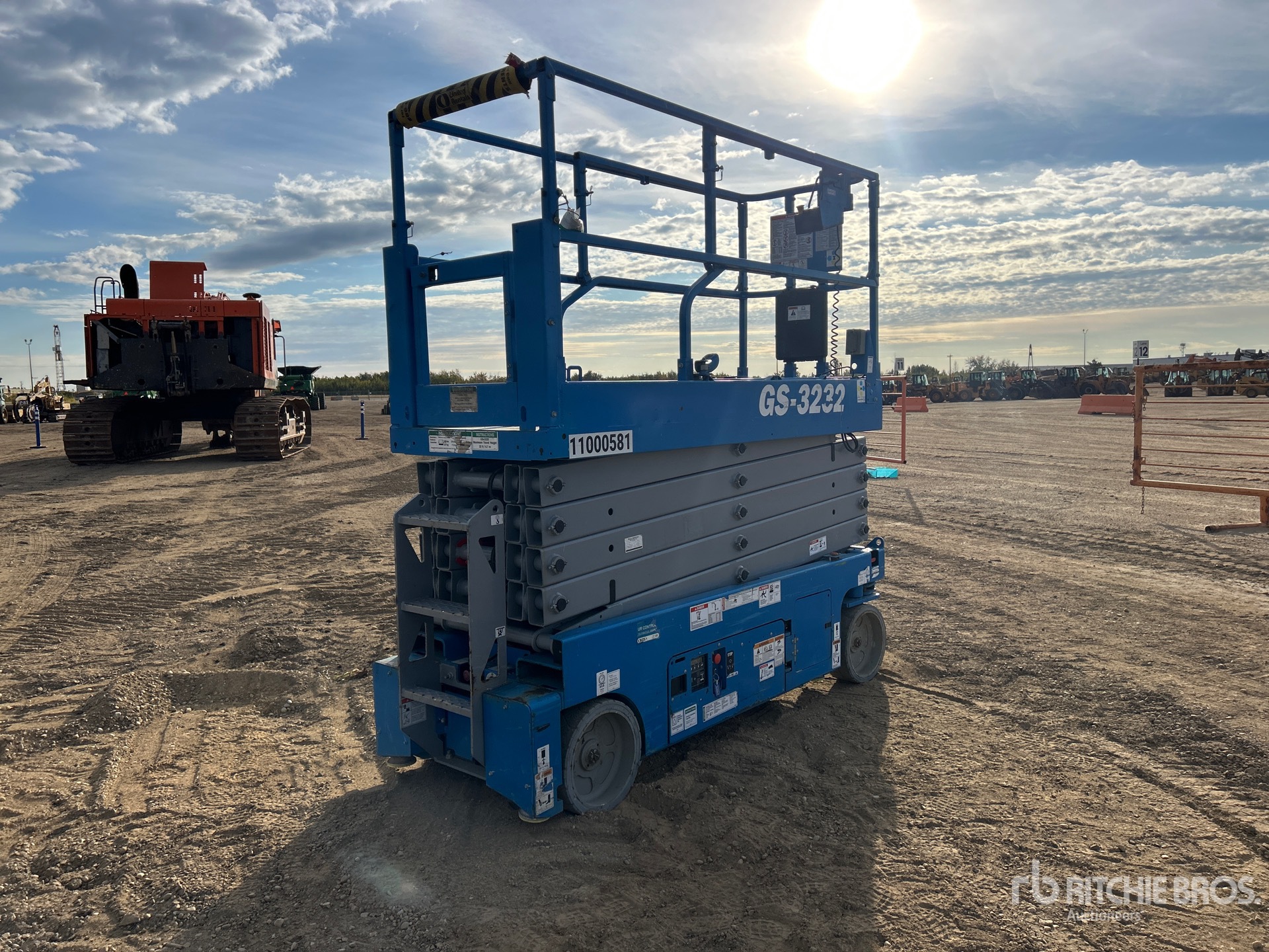 2019 Genie GS-3232