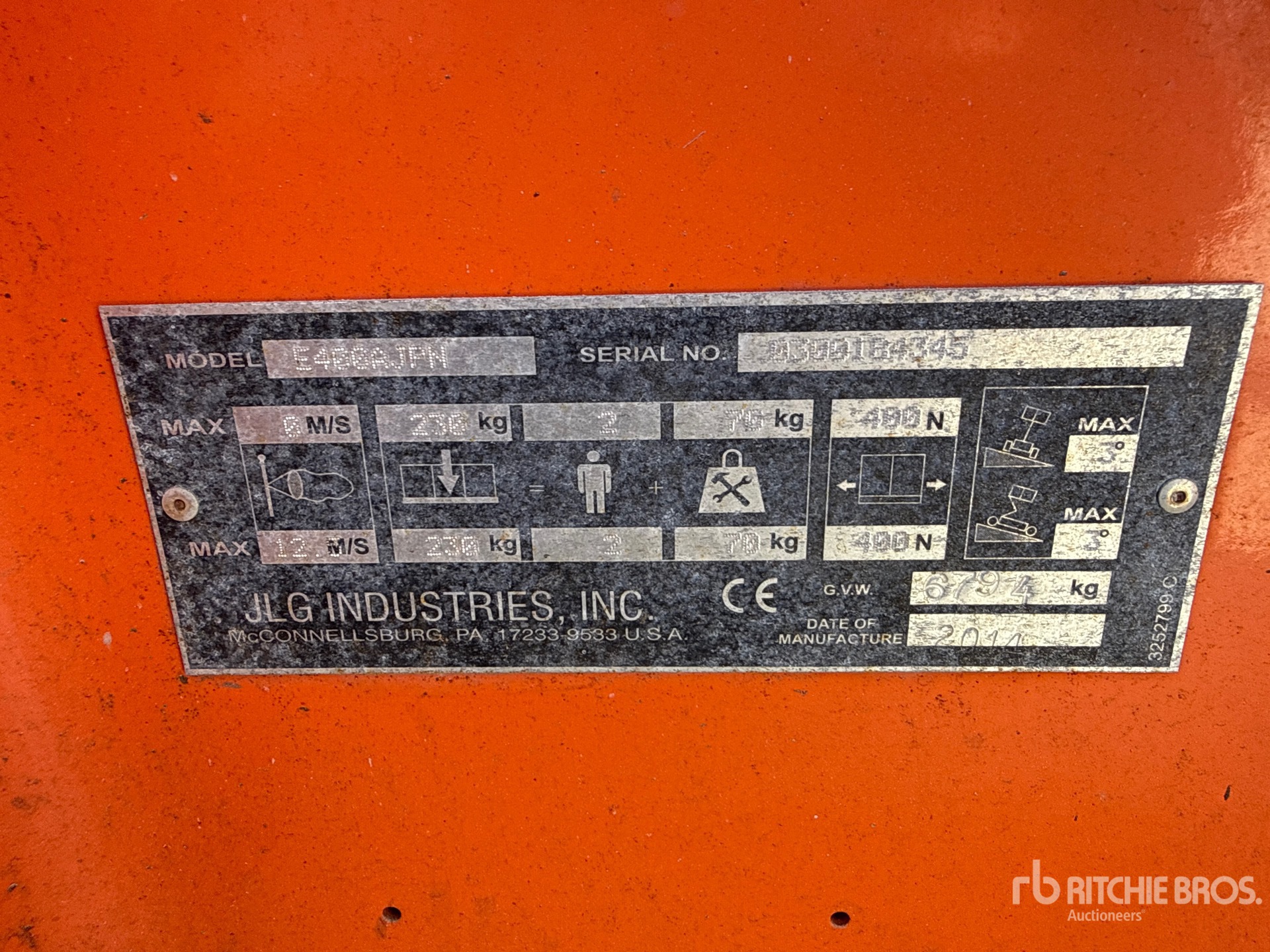 2014 JLG E400AJP