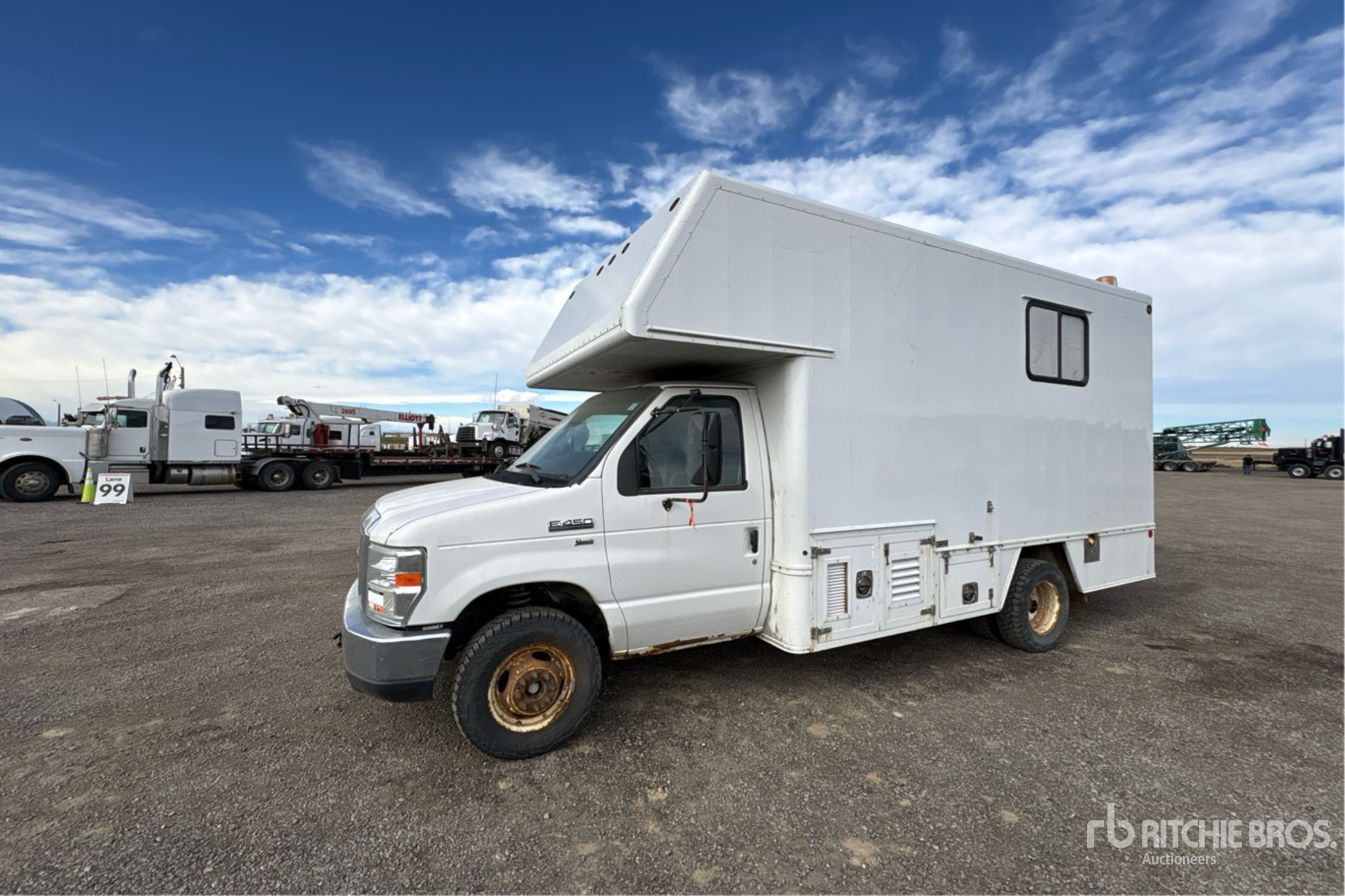 2012 Ford E-450