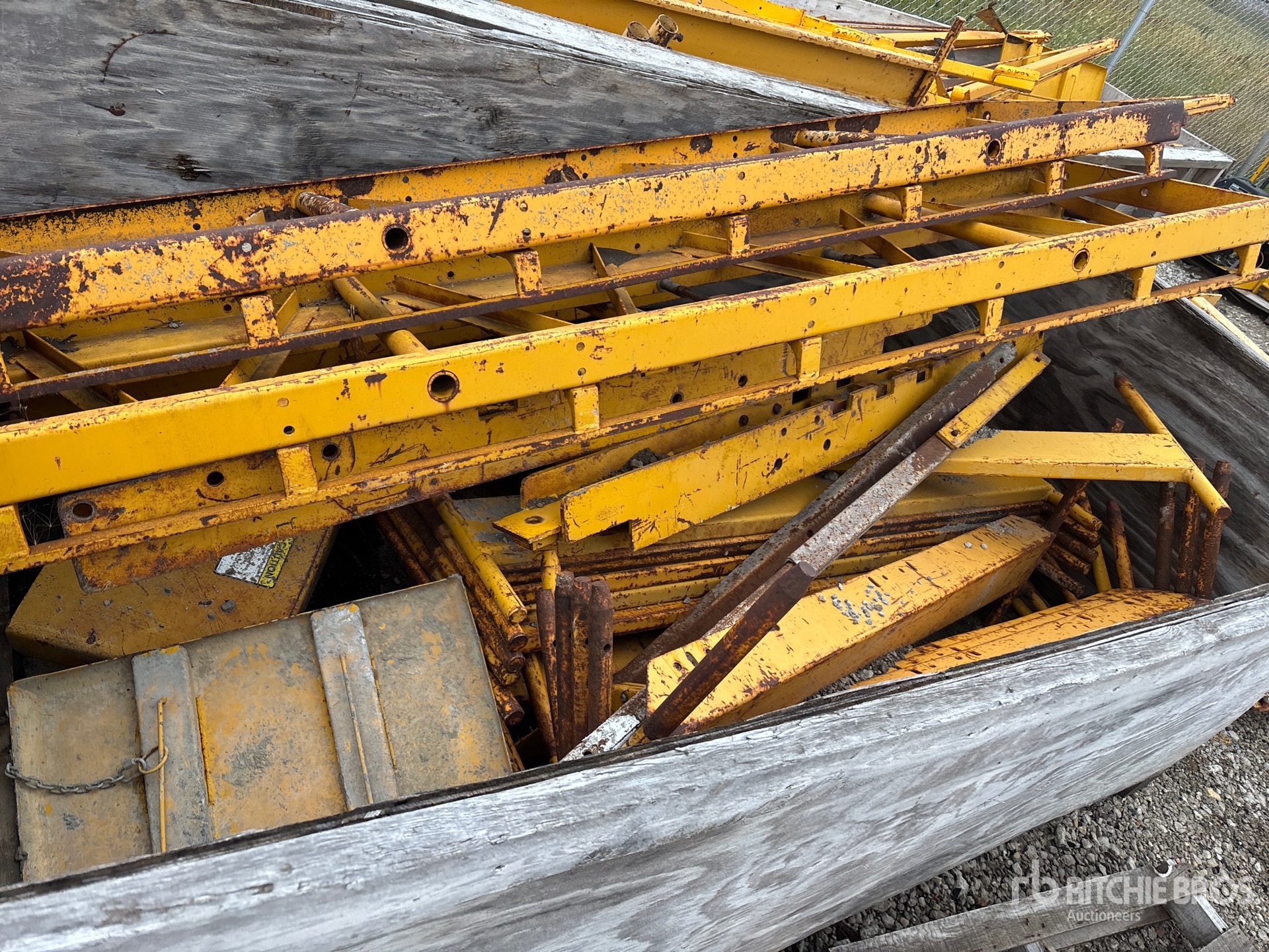 Gomaco C-450 BRIDGE DECK FINISHER PARTS