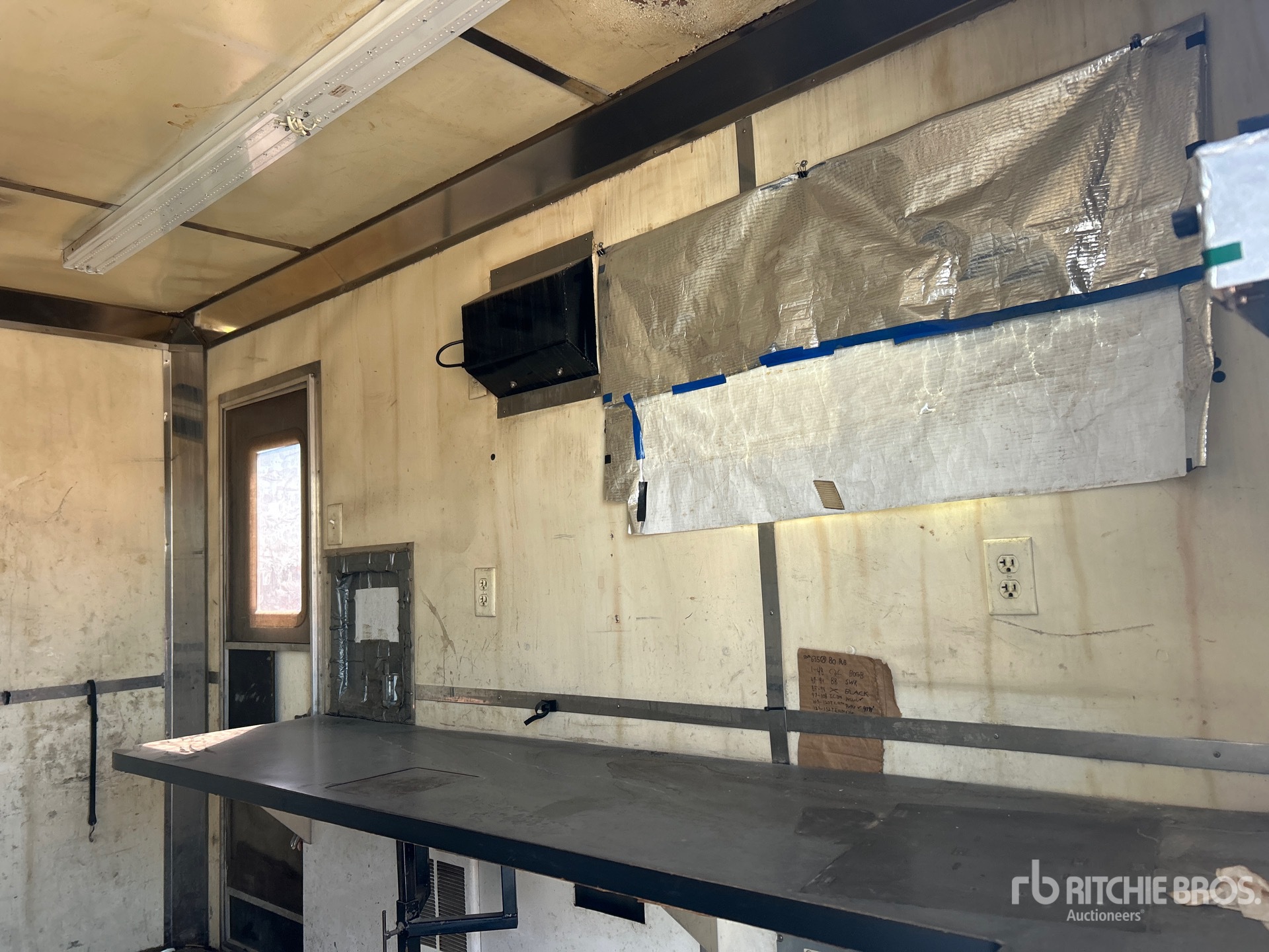 2002 Brindle 12 FT T/A
