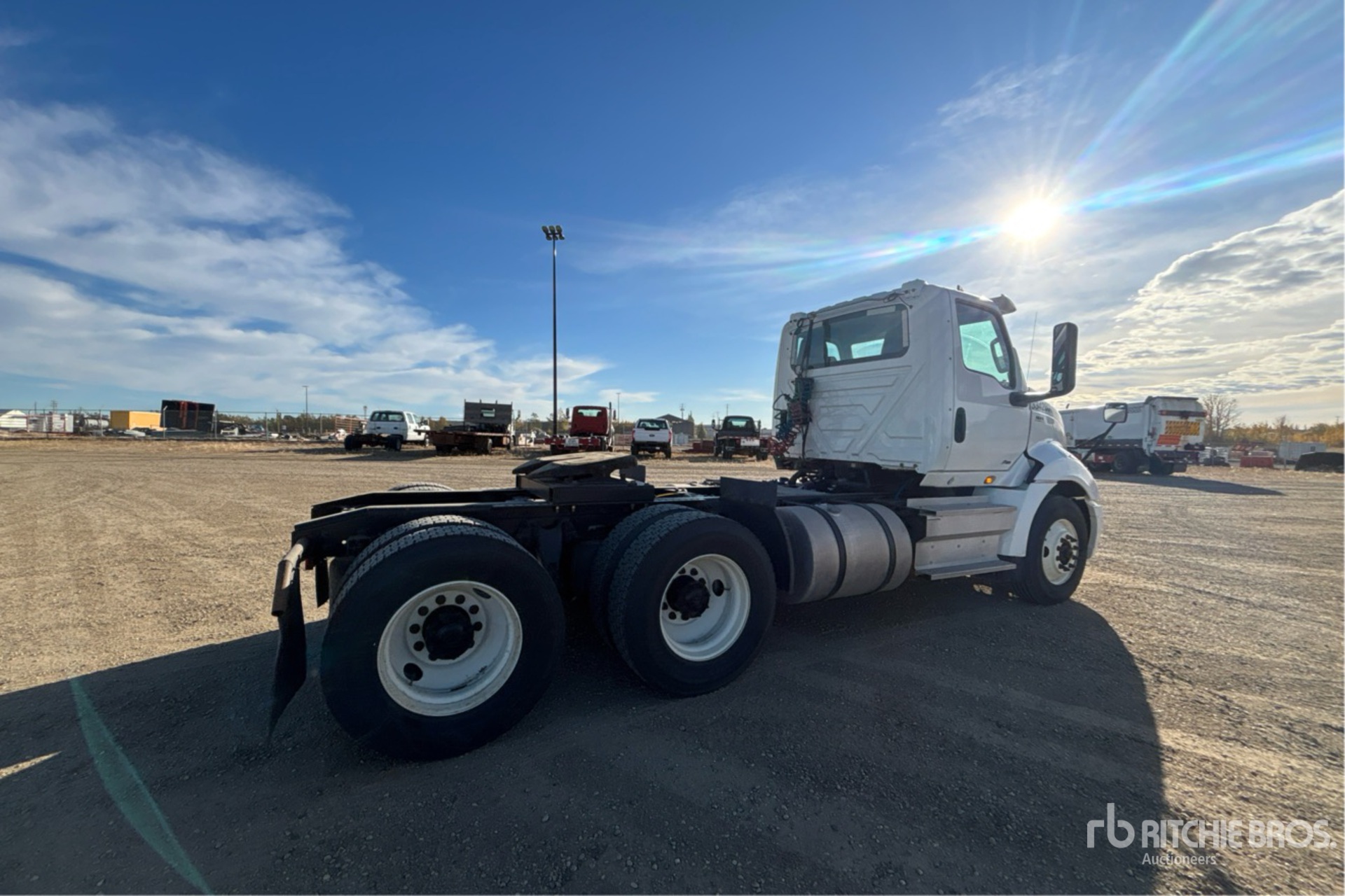 2019 International RH613