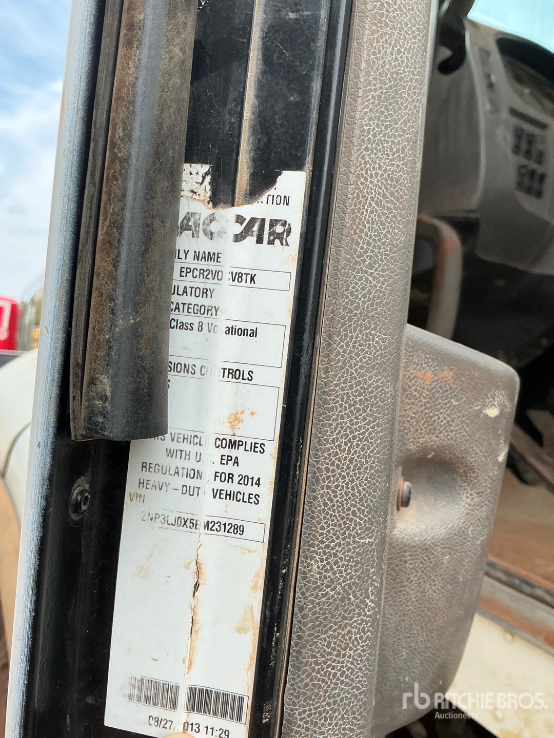 2014 Peterbilt 348