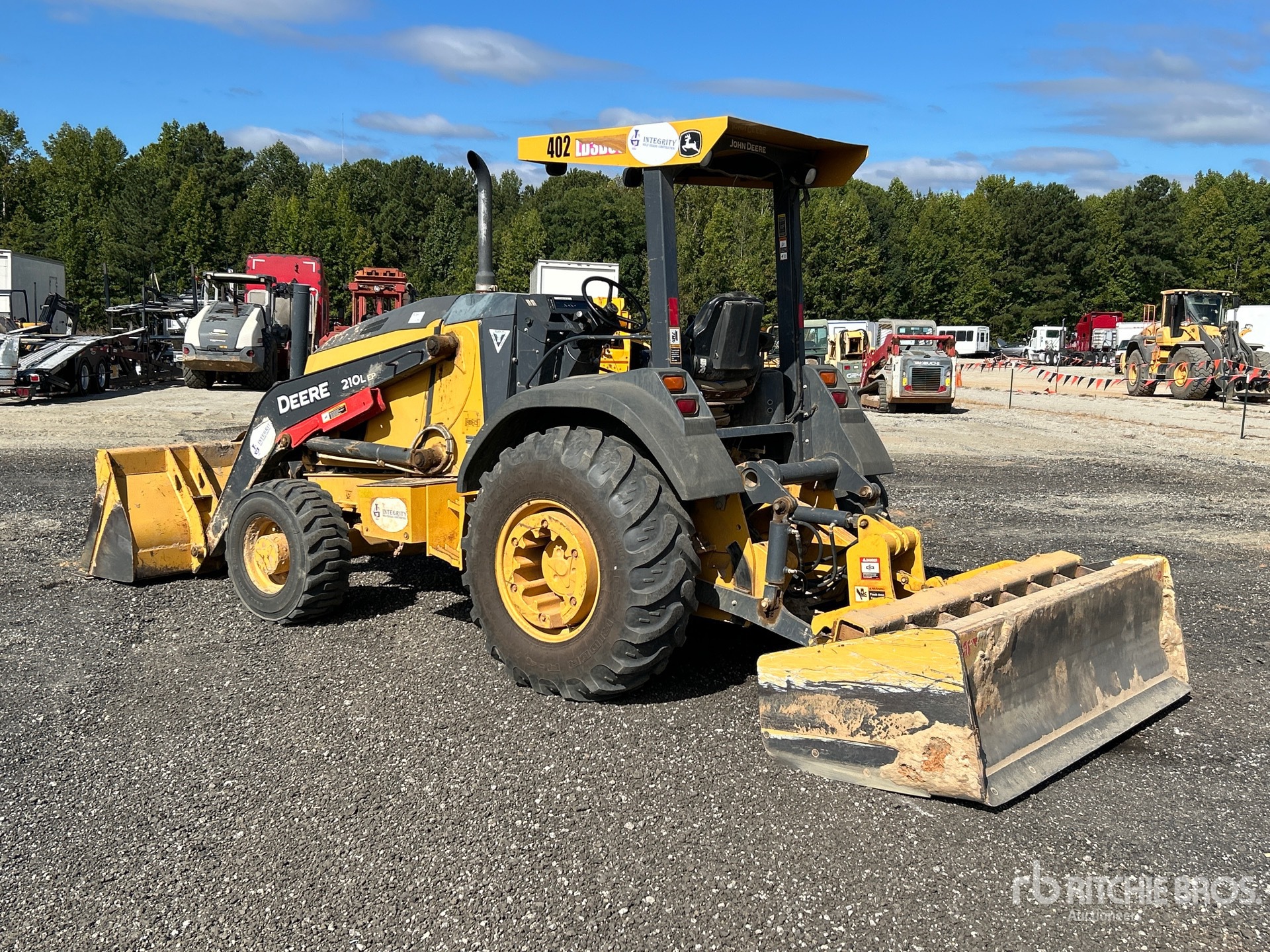 2018 John Deere 210L EP