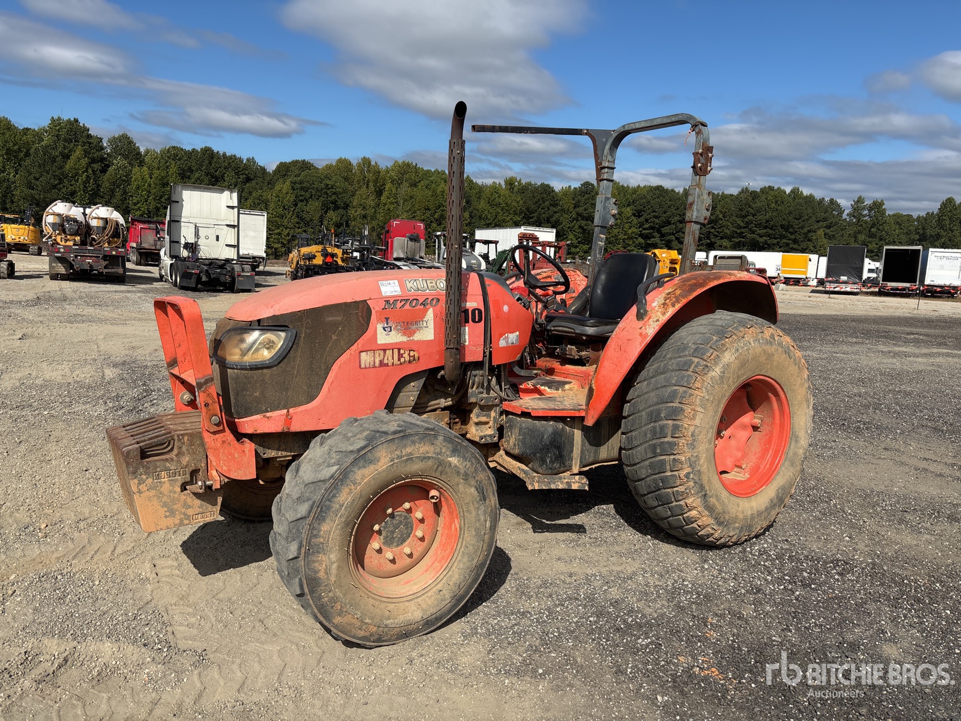 2012 Kubota M7040HD-1