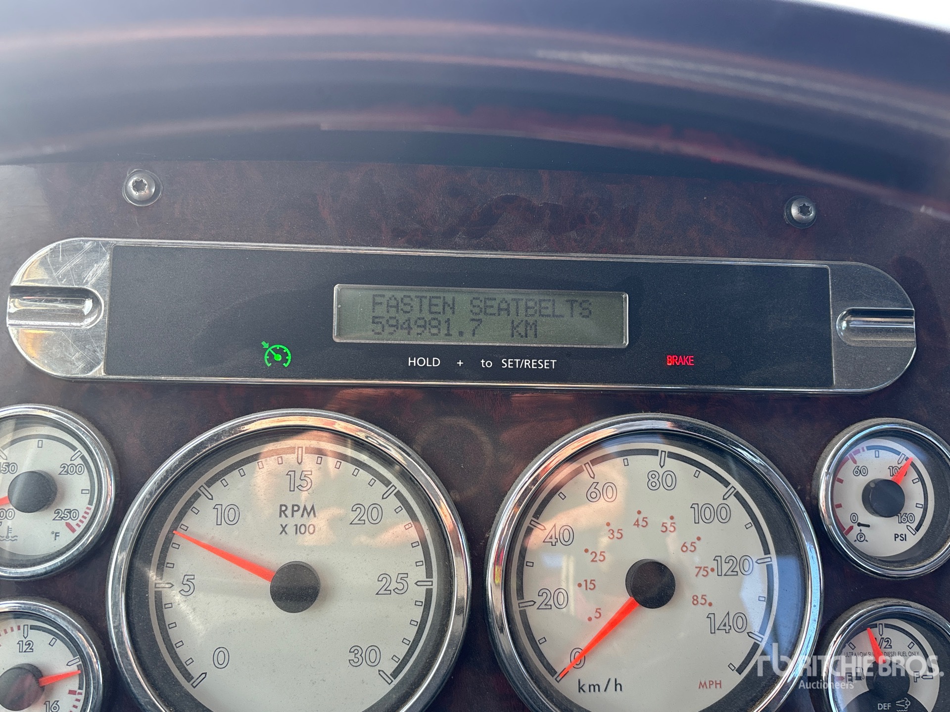 2012 Freightliner CORONADO SD