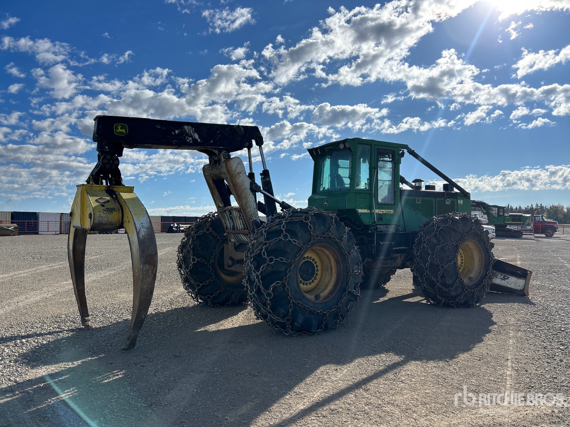 2006 John Deere 748G III