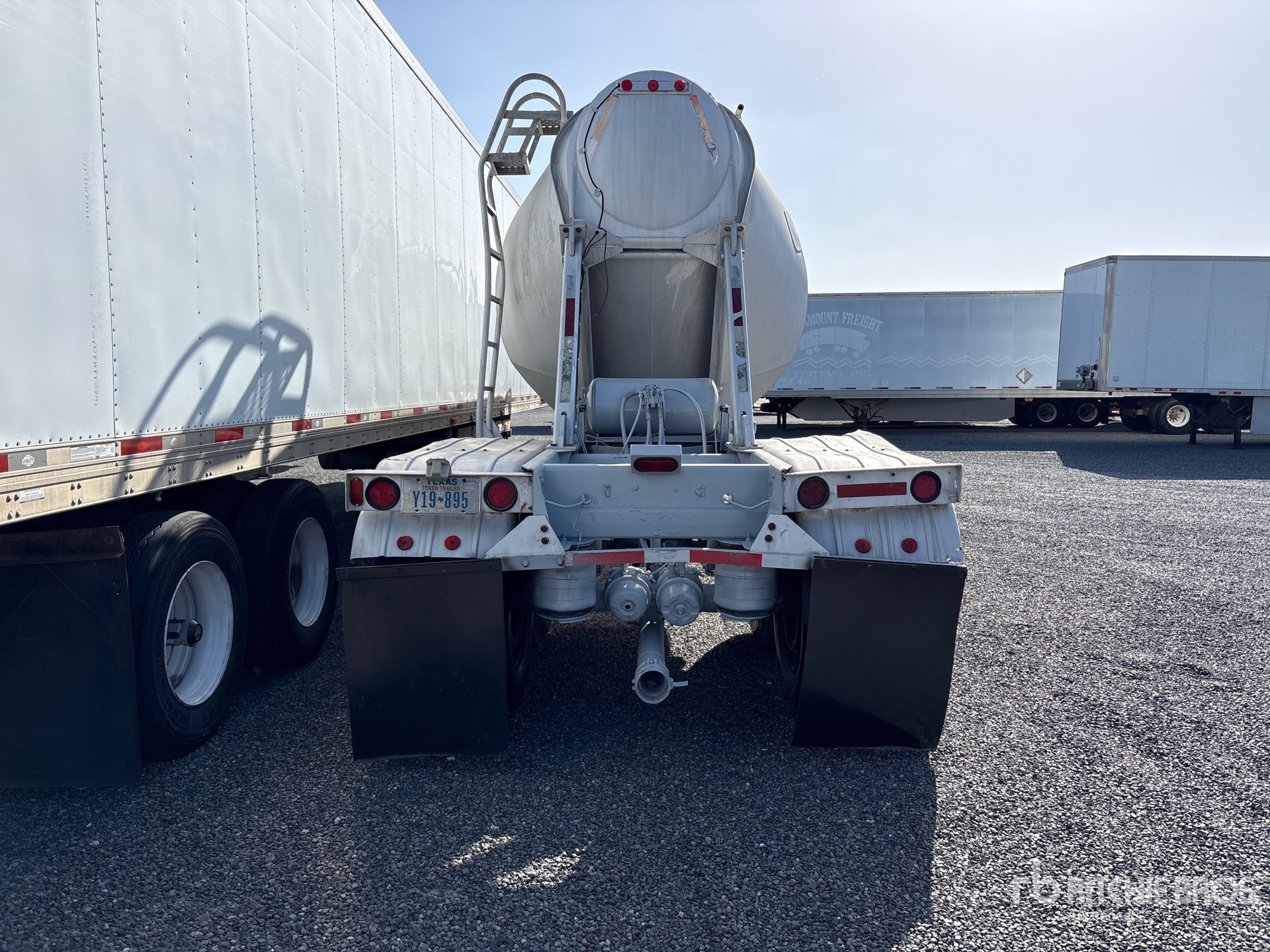 1993 Heil 1010 CFT T/A
