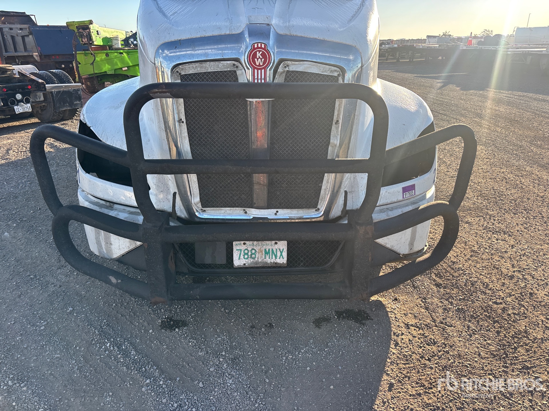 2023 Kenworth T680