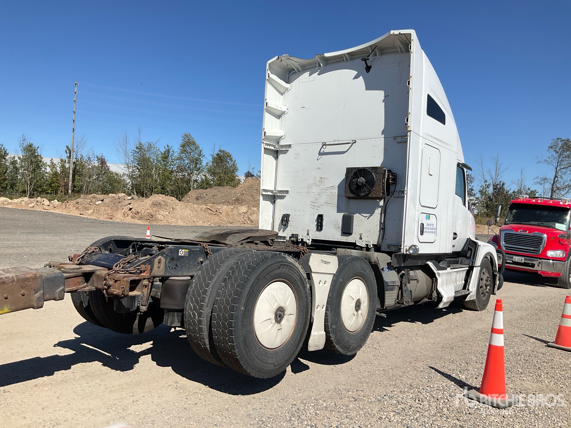 2023 Kenworth T680