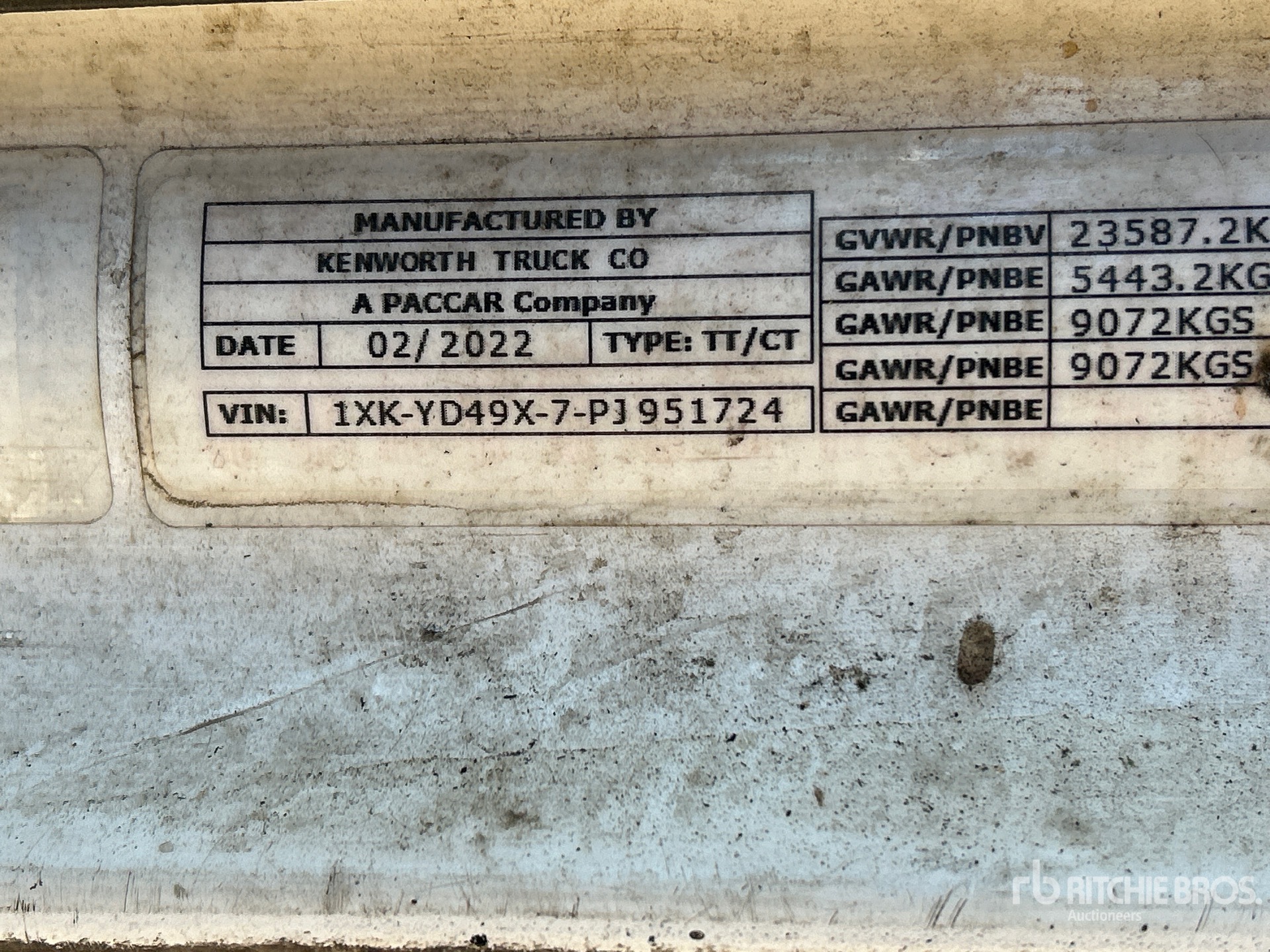 2023 Kenworth T-680