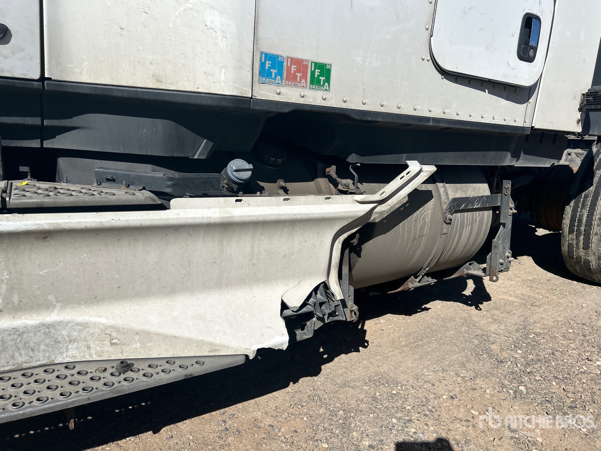 2023 Kenworth T-680