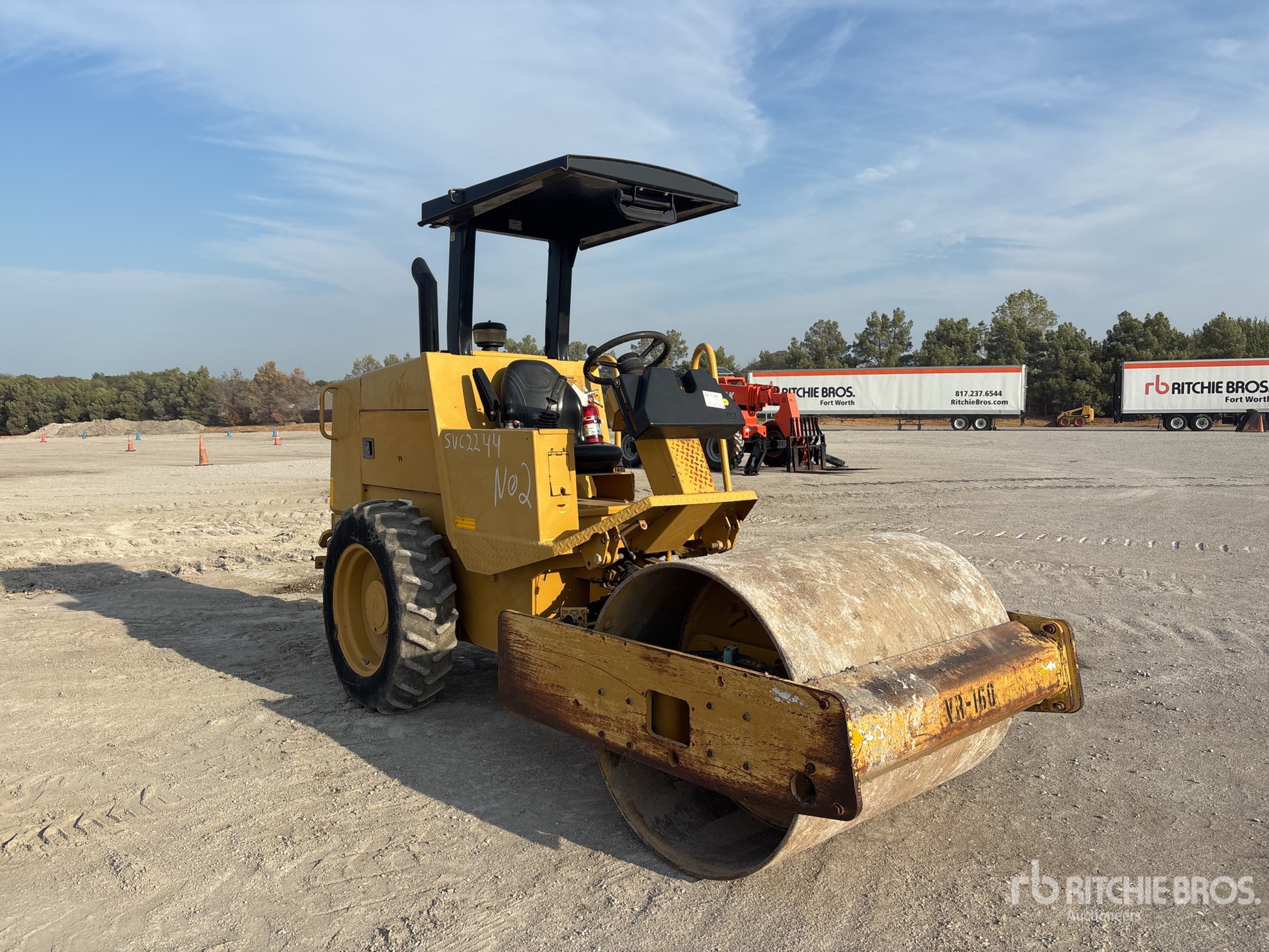 2007 Caterpillar CS-323C