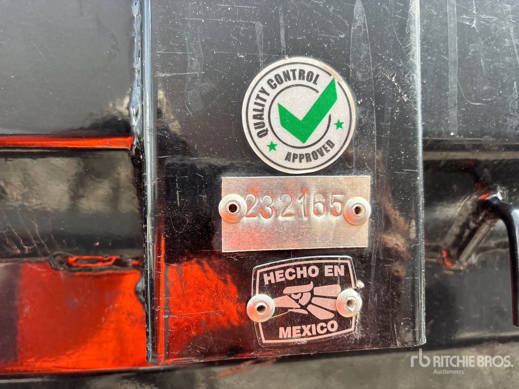 General Appearance with Numéro de série/Numéro d'identification du véhicule automobile