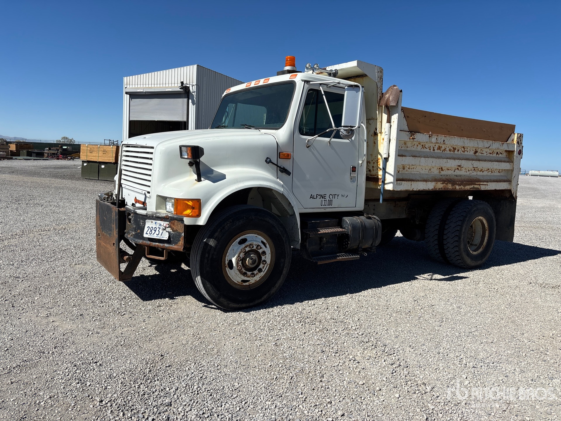 Photo of 1990 International 4900
