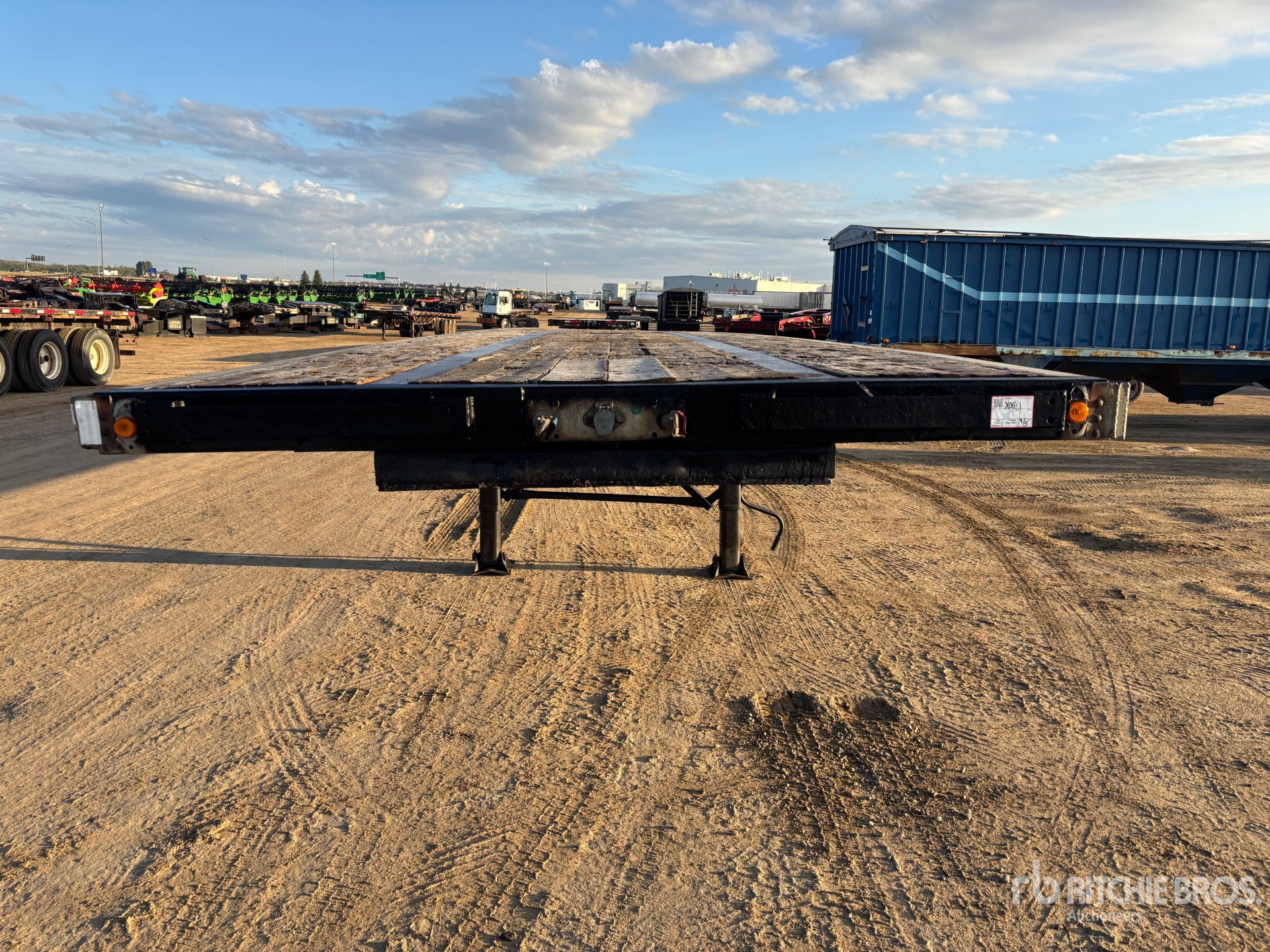 2006 Load King 53 ft Tri/A