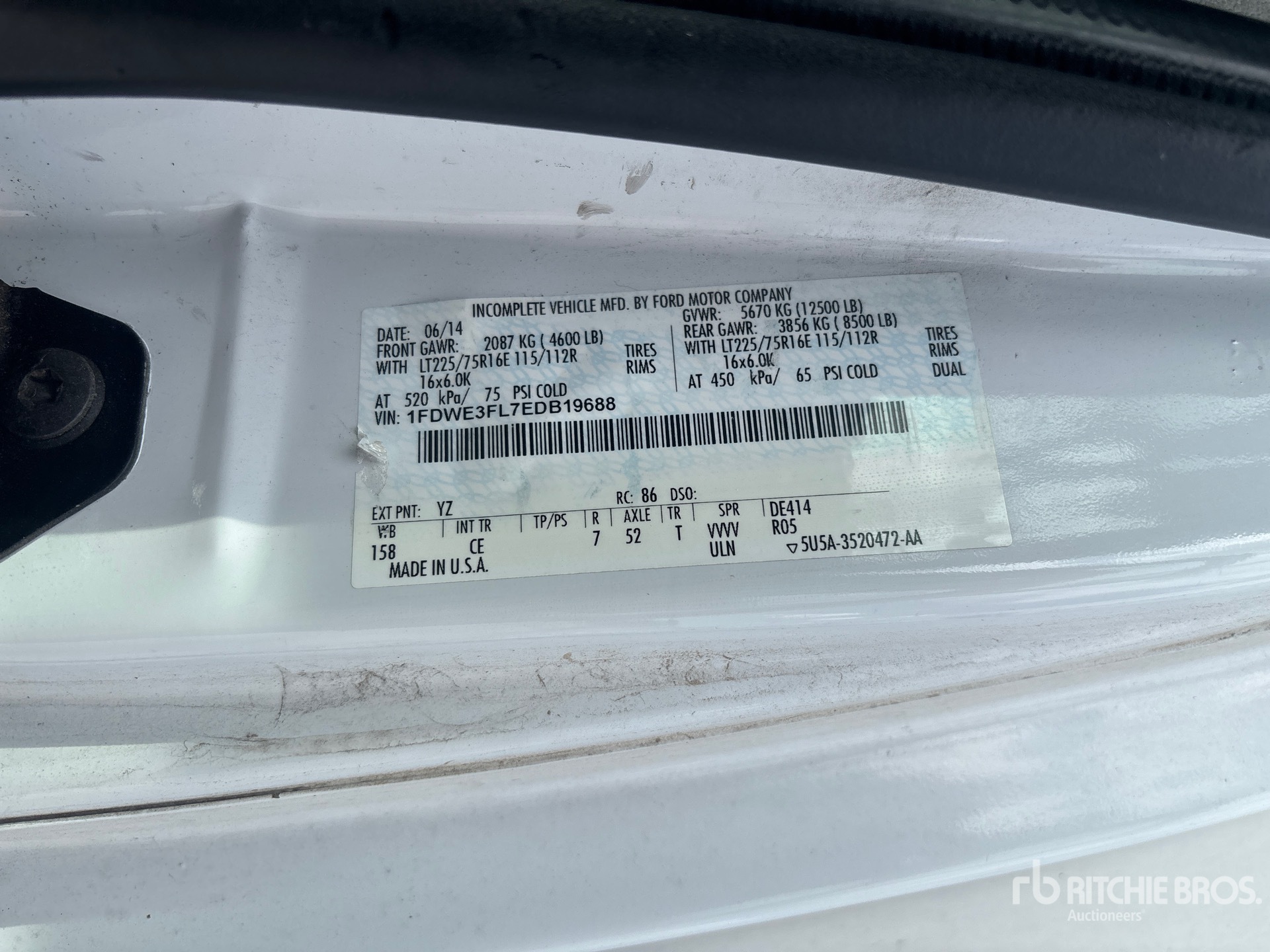 2014 Ford COMMERCIAL E350