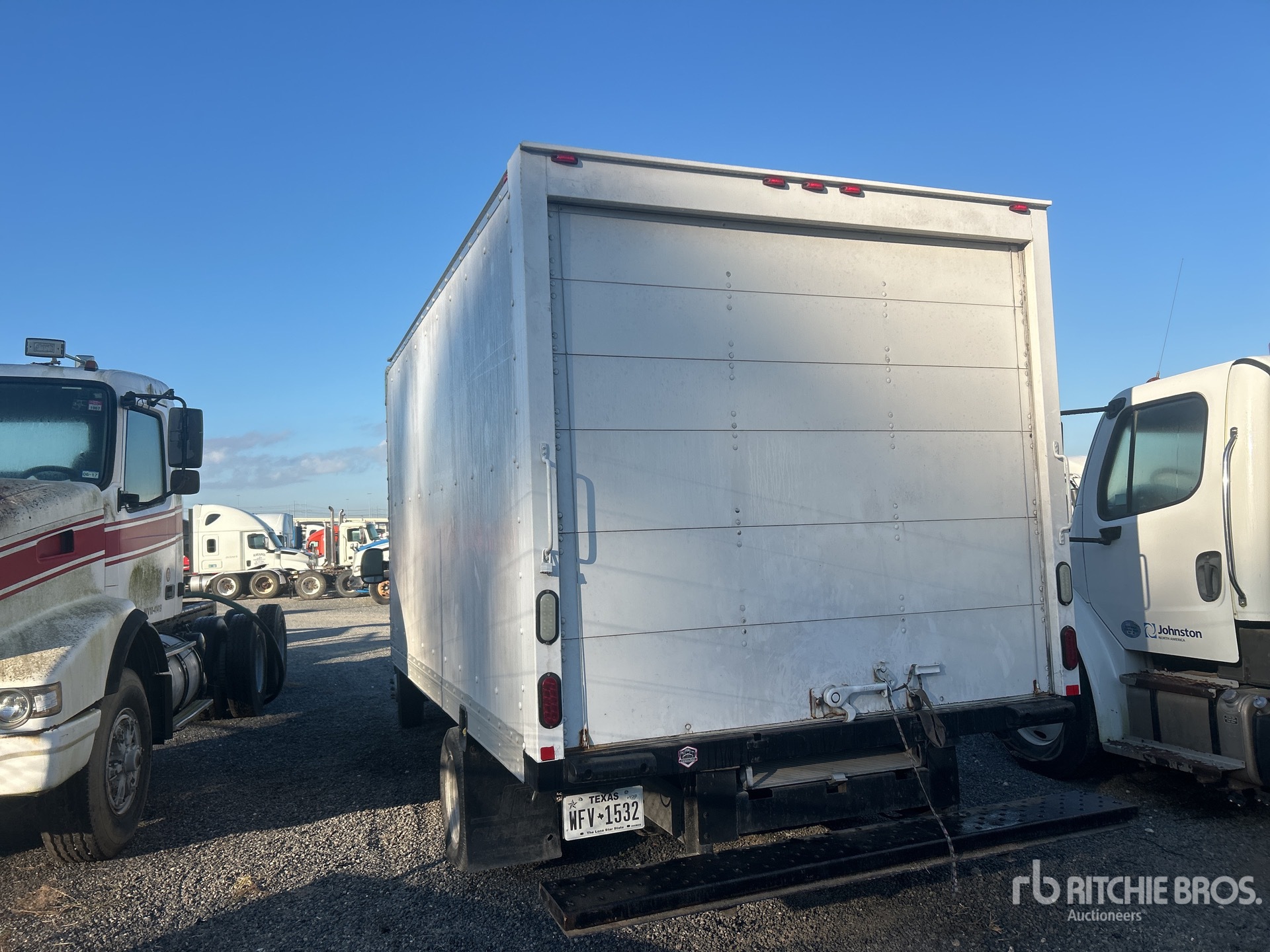 2014 Ford COMMERCIAL E350