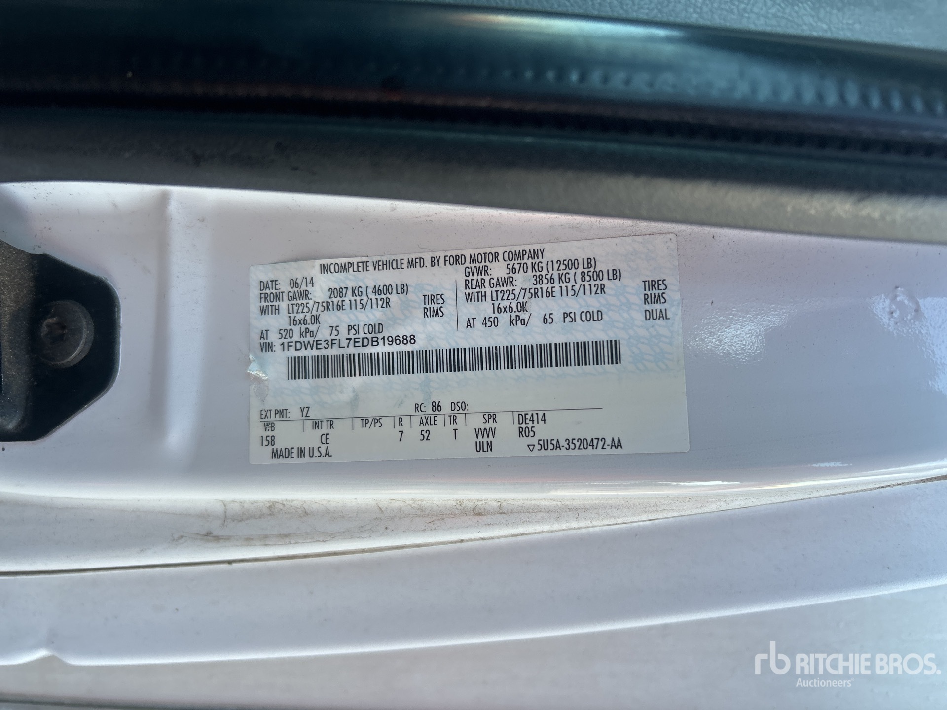 2014 Ford COMMERCIAL E350