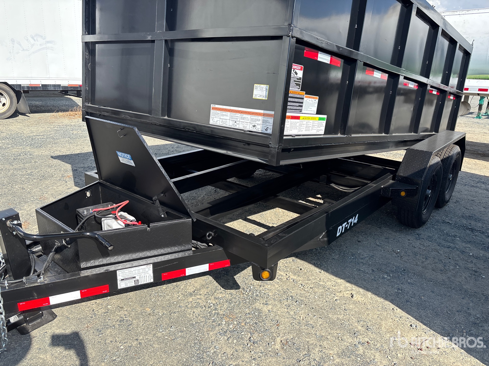 2027 DENTON 14 FT T/A