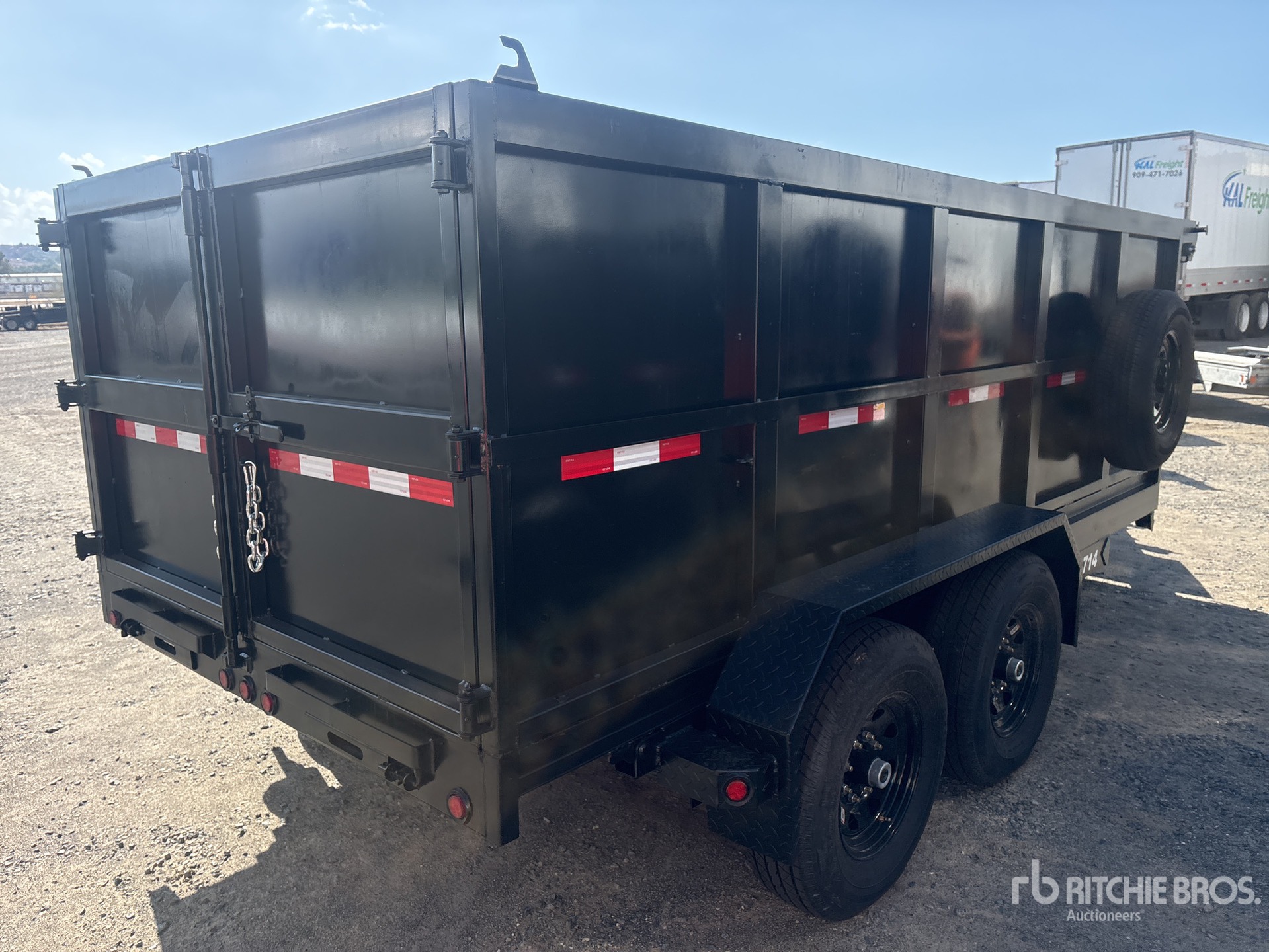 2027 DENTON 14 FT T/A