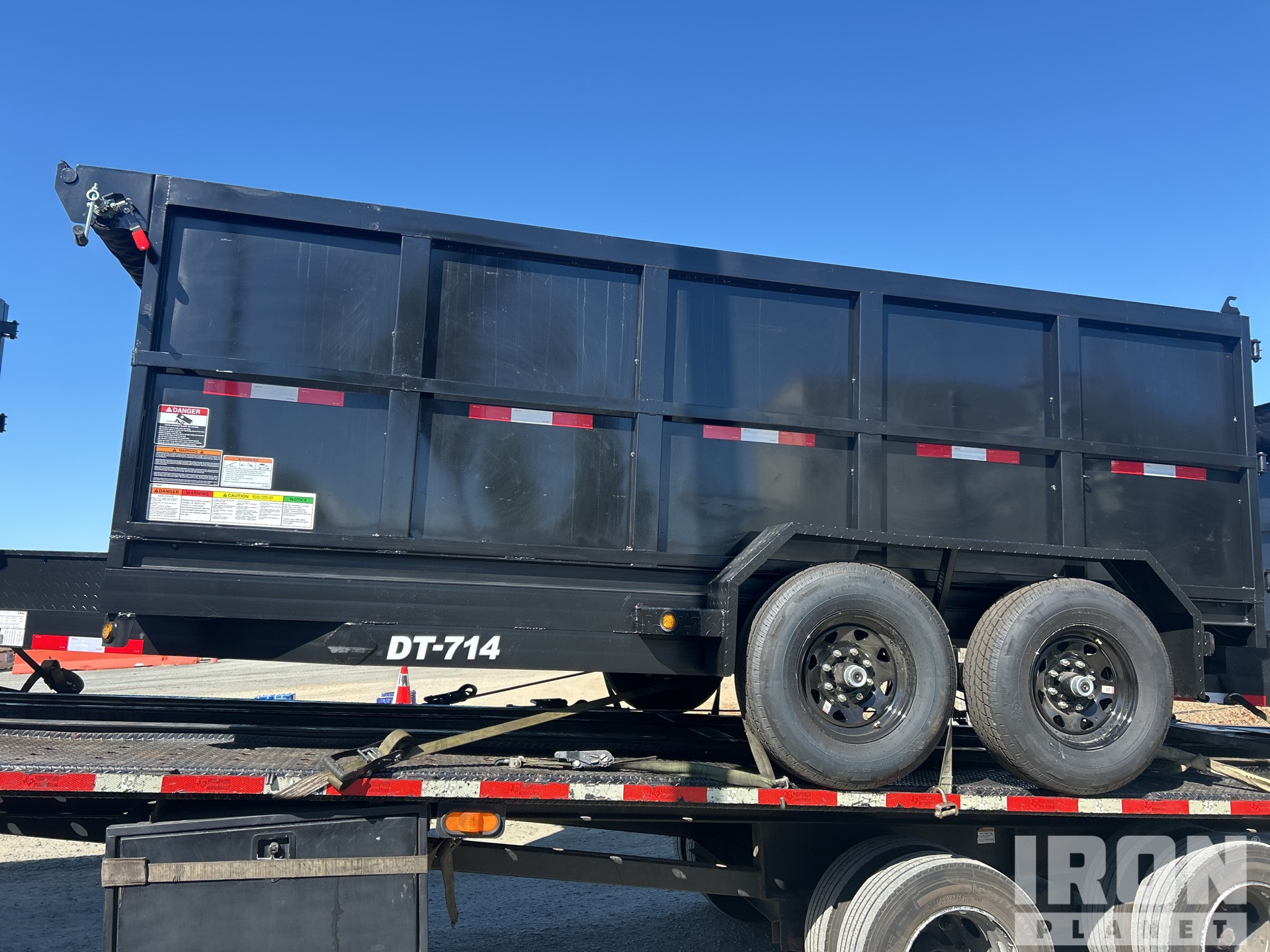 2027 DENTON 14 FT T/A
