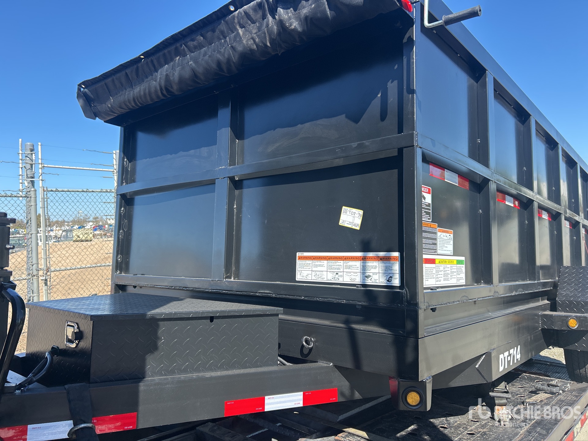 2027 DENTON 14 FT T/A