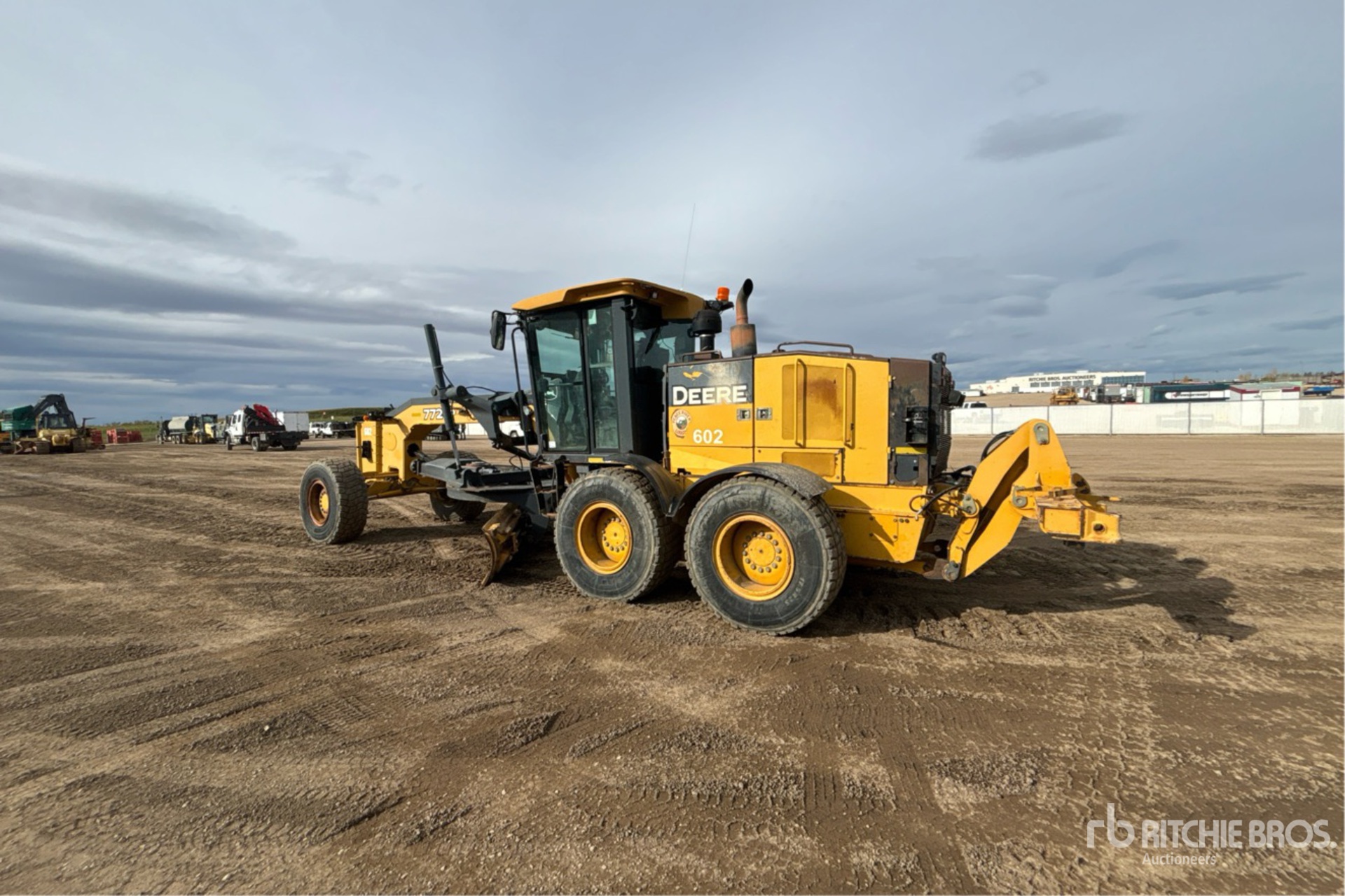 2010 John Deere 772GP