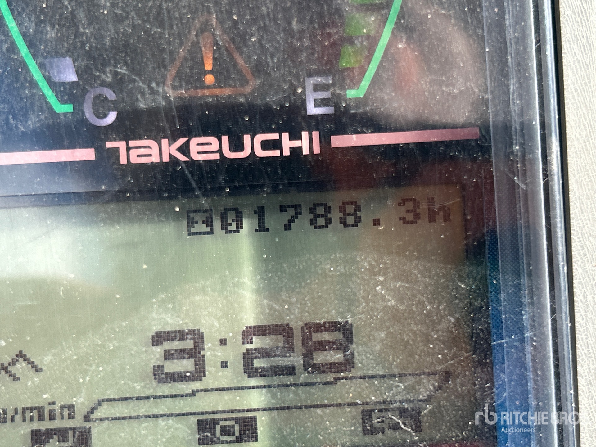 2020 Takeuchi TB235-2