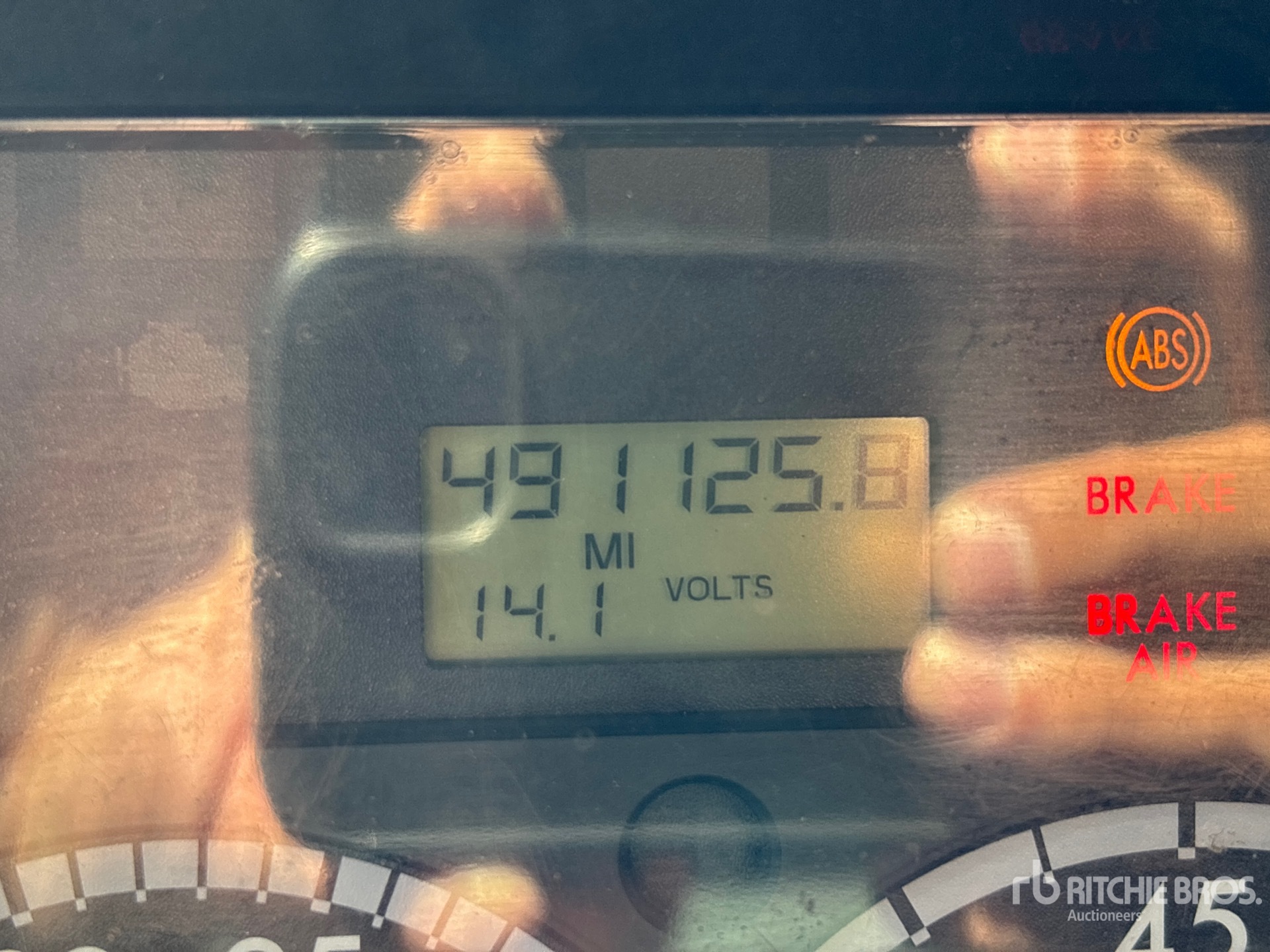 2014 Freightliner M2 106