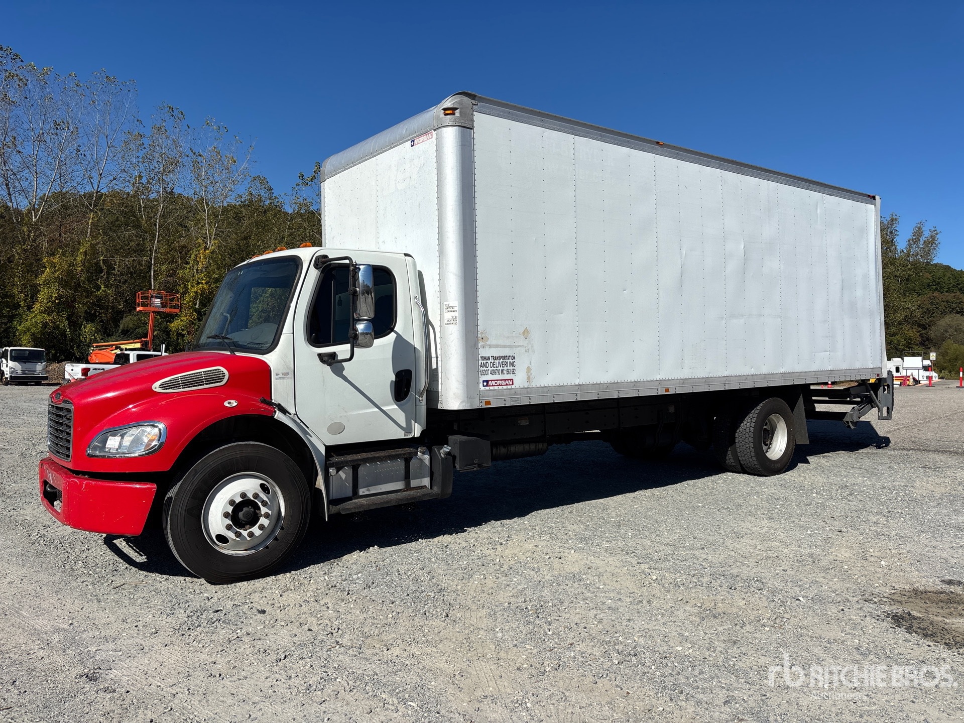 2014 Freightliner M2 106
