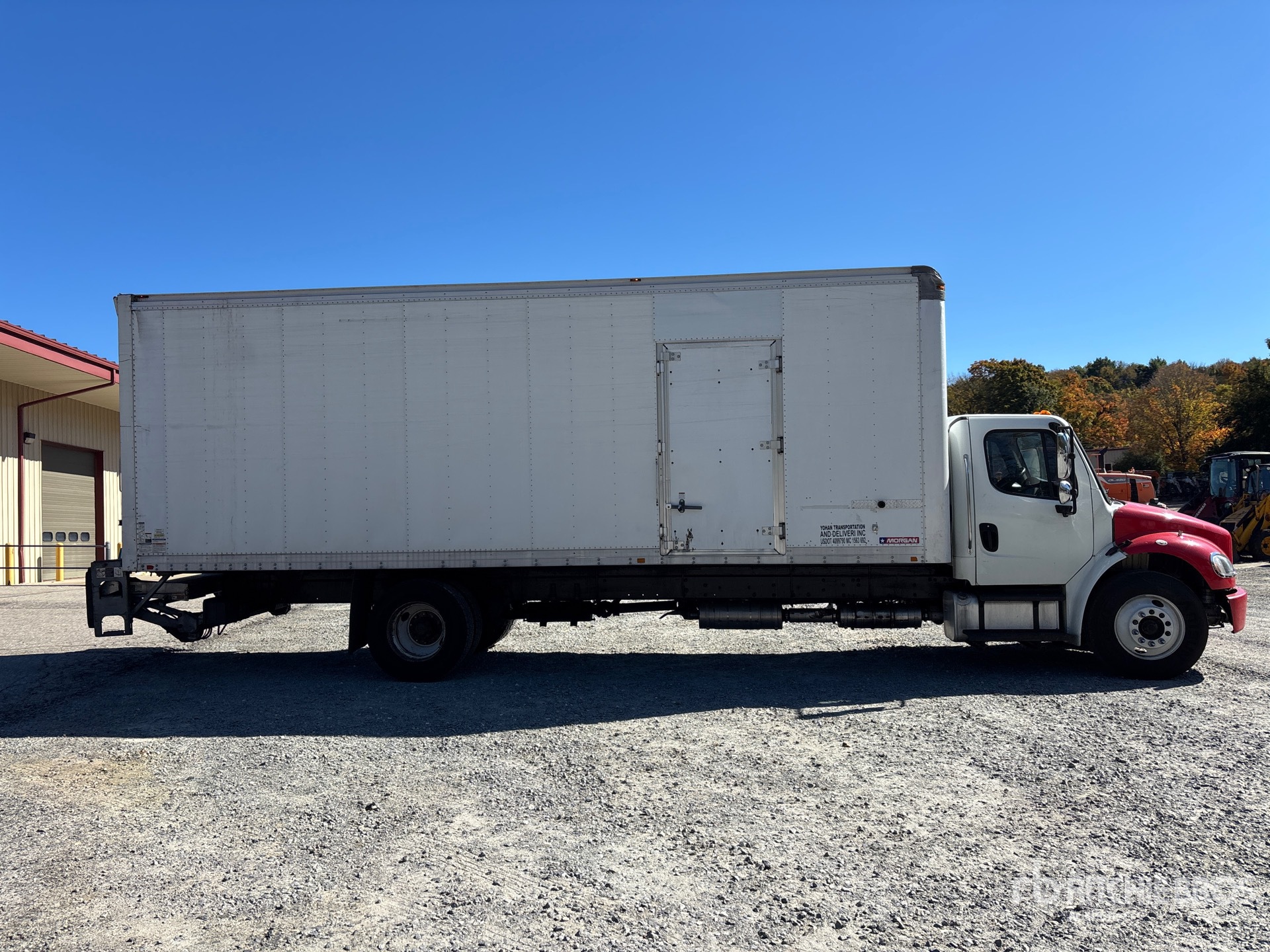 2014 Freightliner M2 106
