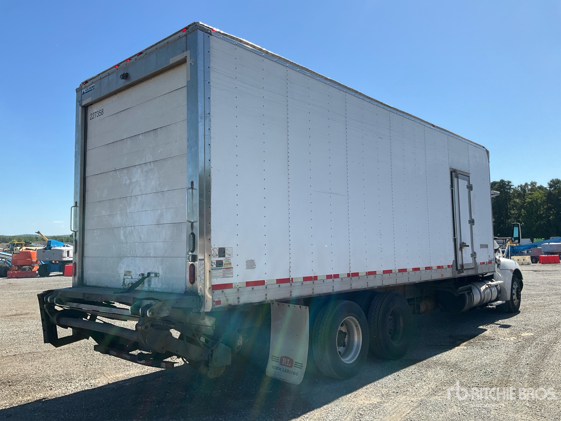 2017 Kenworth T300