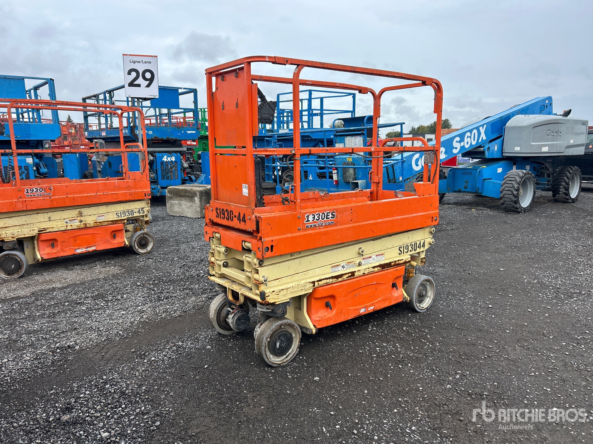 Photo of 2015 JLG 1930ES