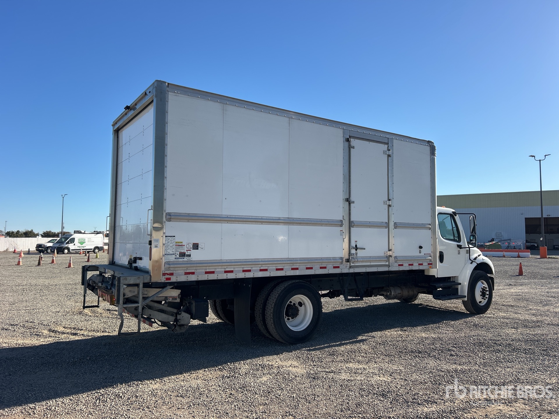 2018 Freightliner M2 106