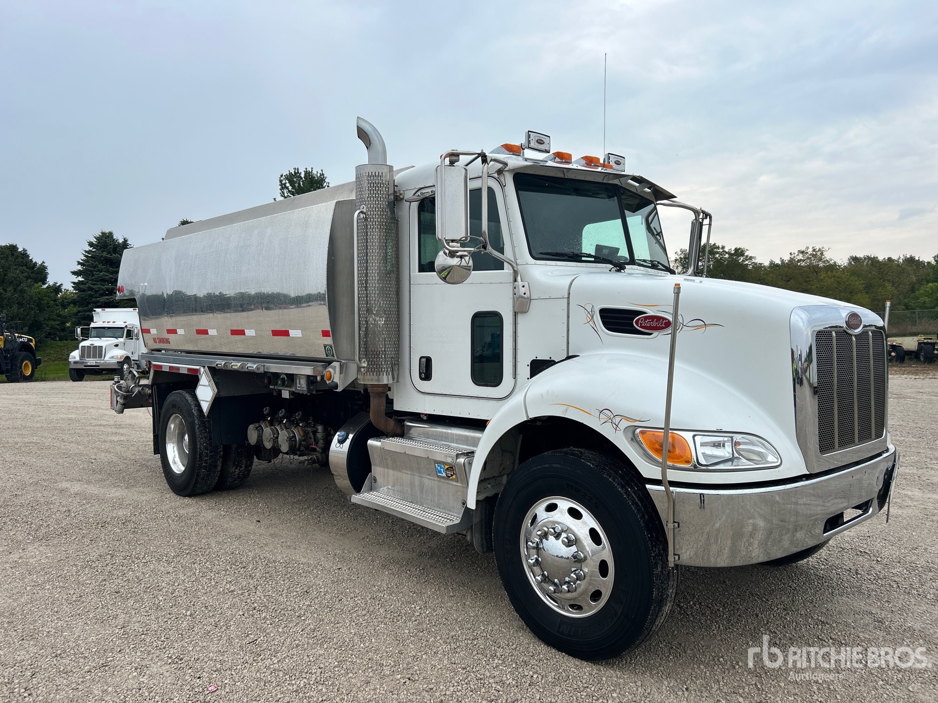 2012 Peterbilt 337