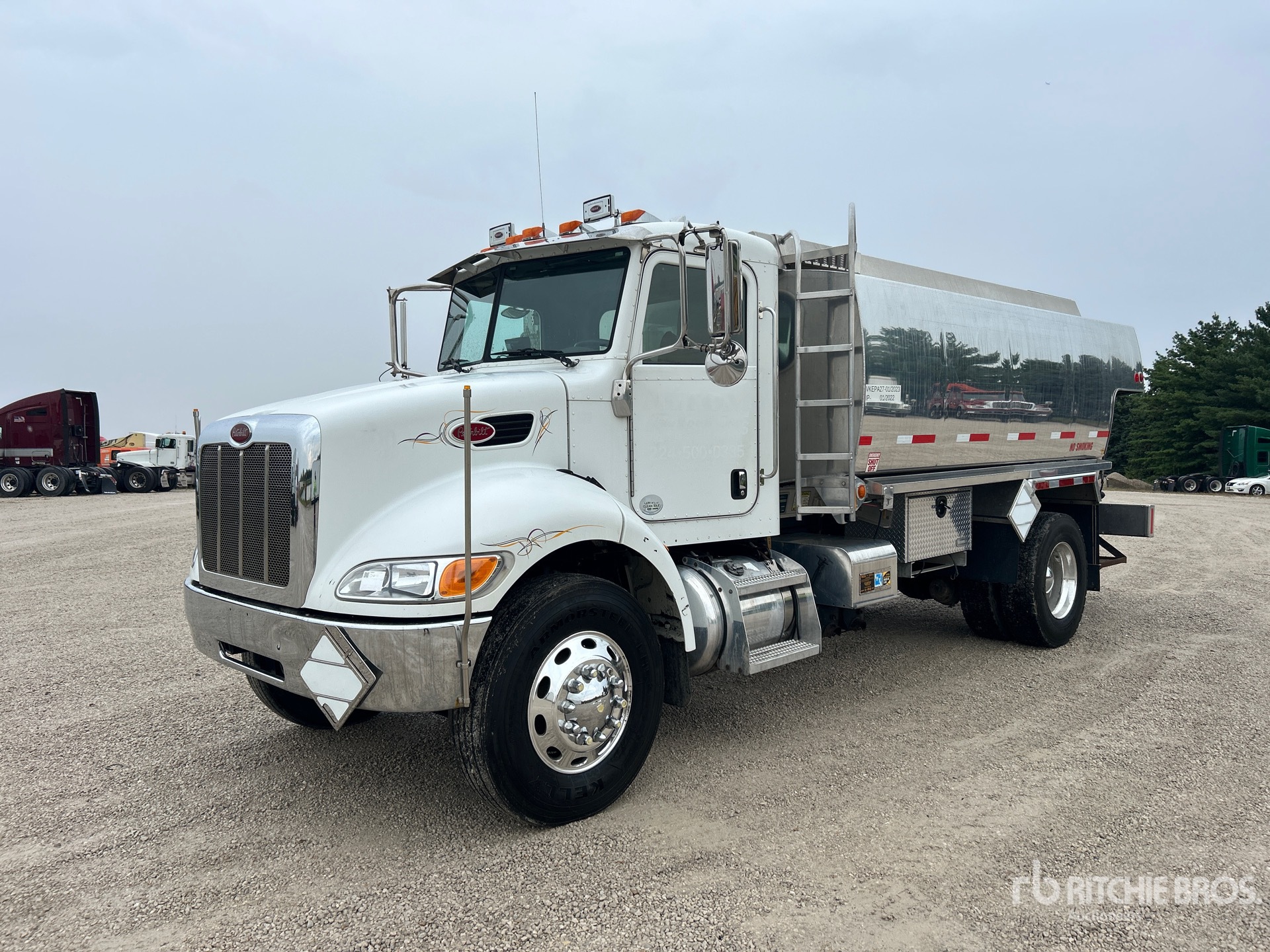 2012 Peterbilt 337