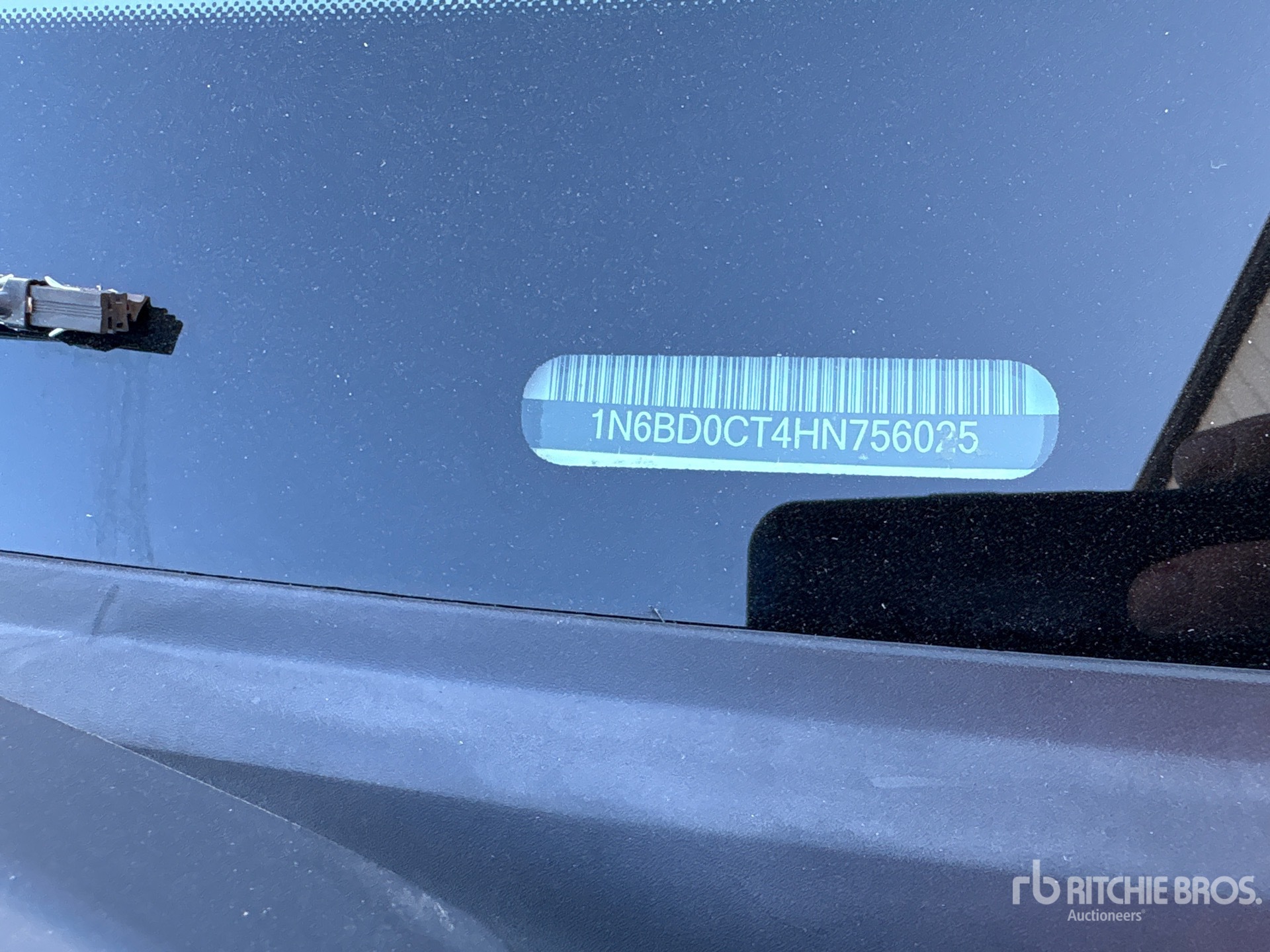2017 Nissan FRONTIER