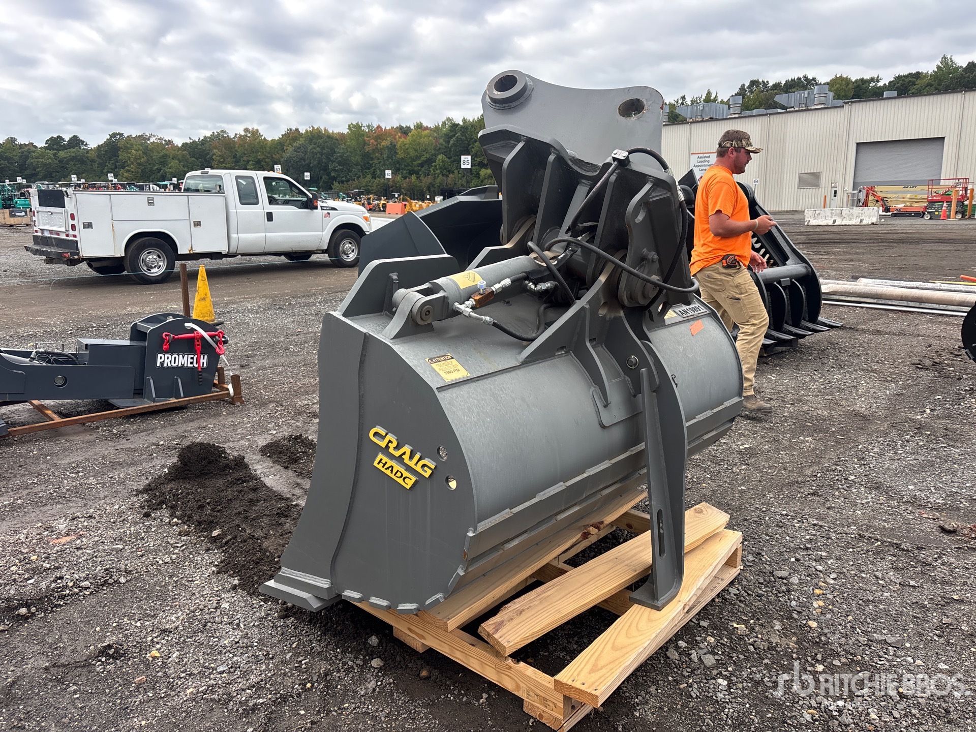 Craig Hydraulic Tilting - Fits Volvo  ...
