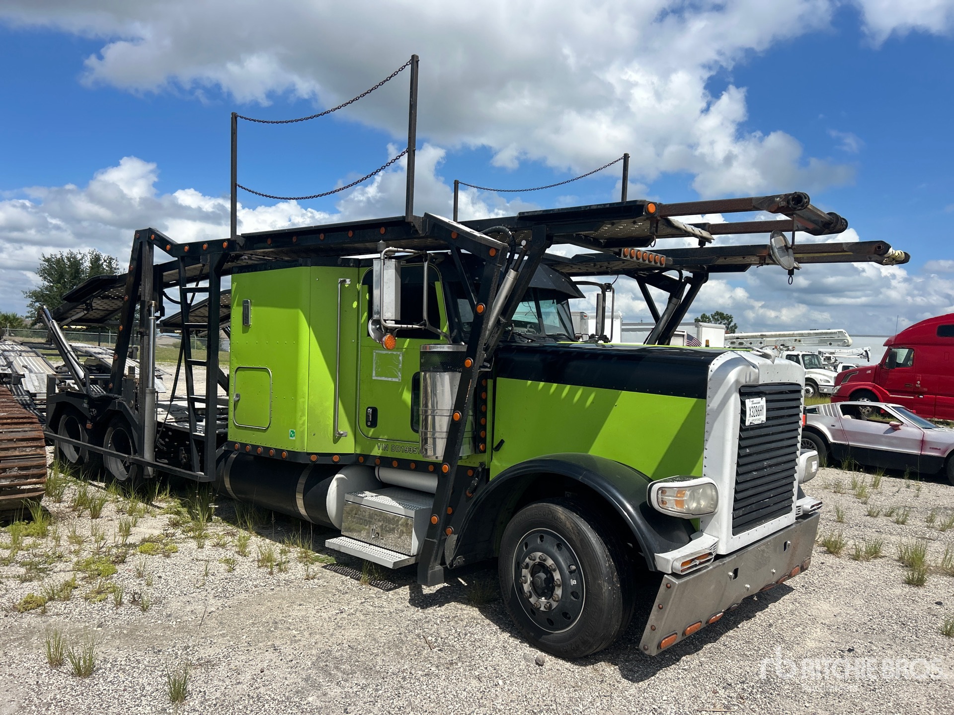 2013 Peterbilt 6x4