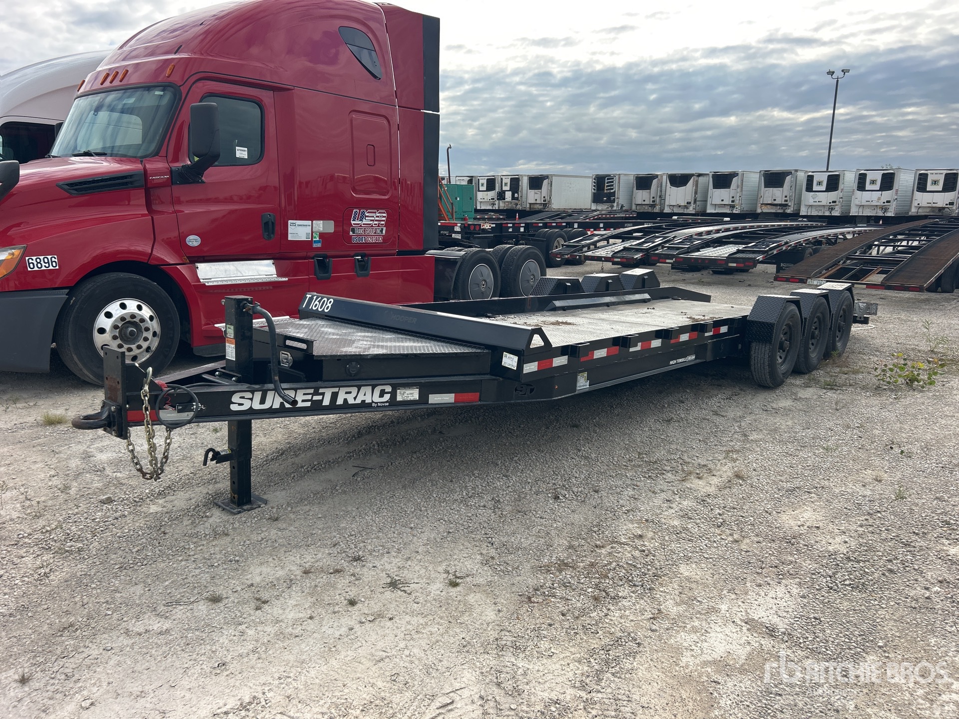 2024 Novae 24 ft Tri/A