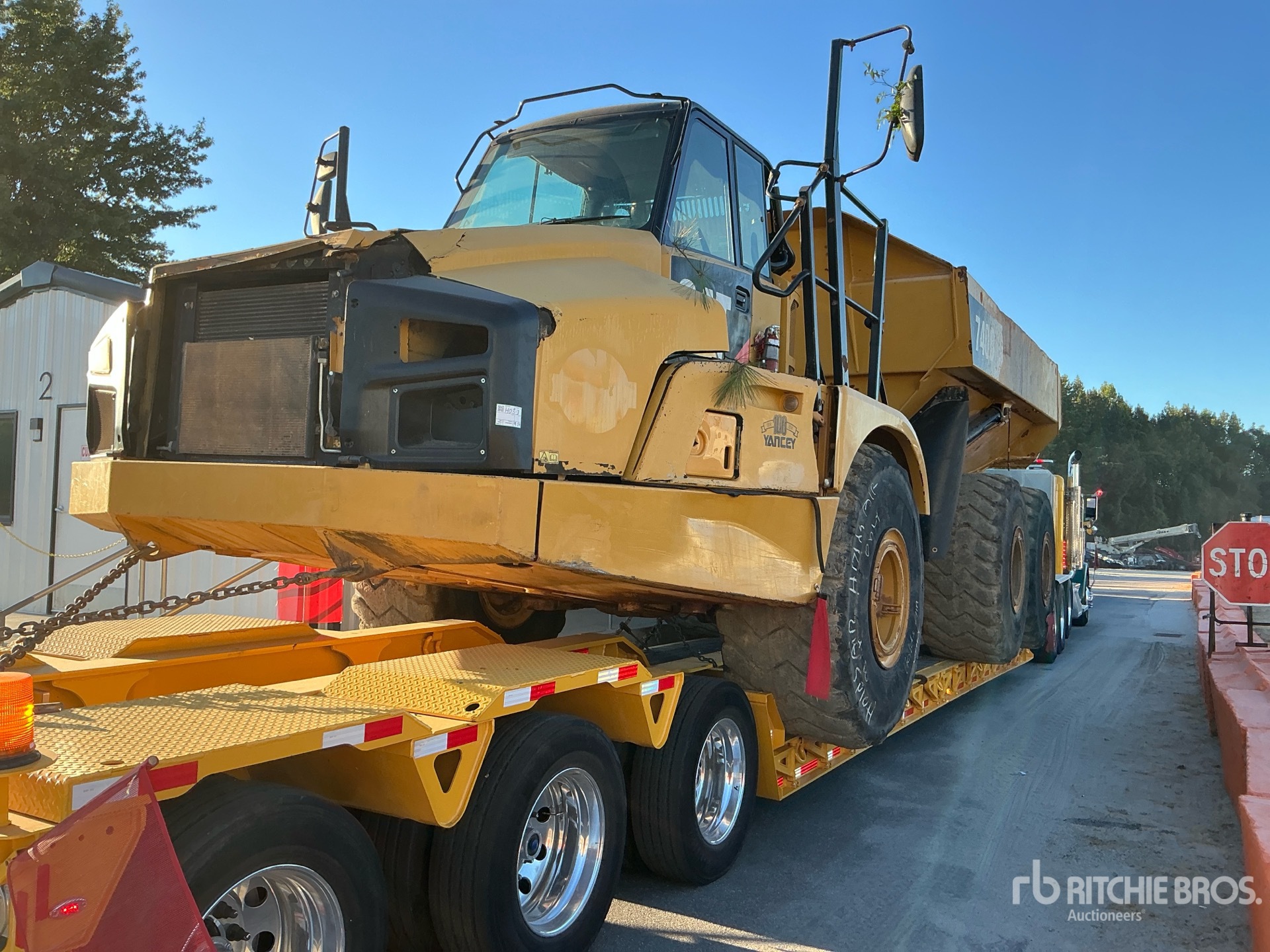 2014 Caterpillar 740B