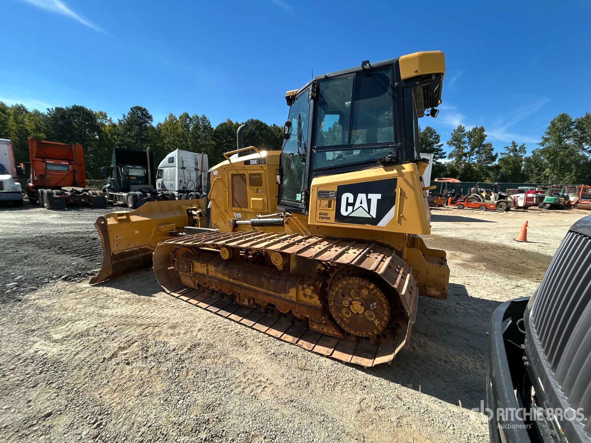 2016 Caterpillar D6K2 LGP