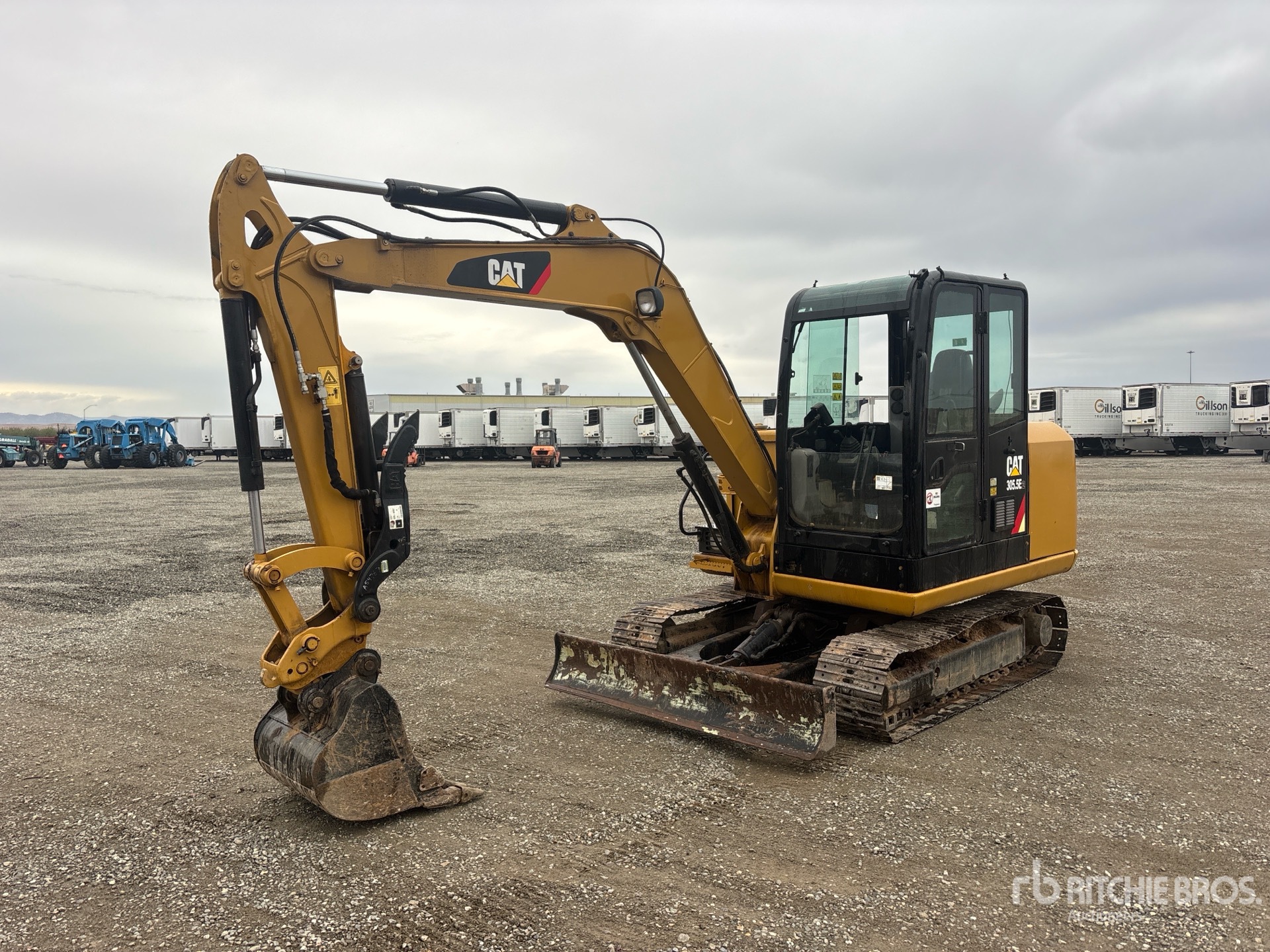 2016 Caterpillar 305.5E2