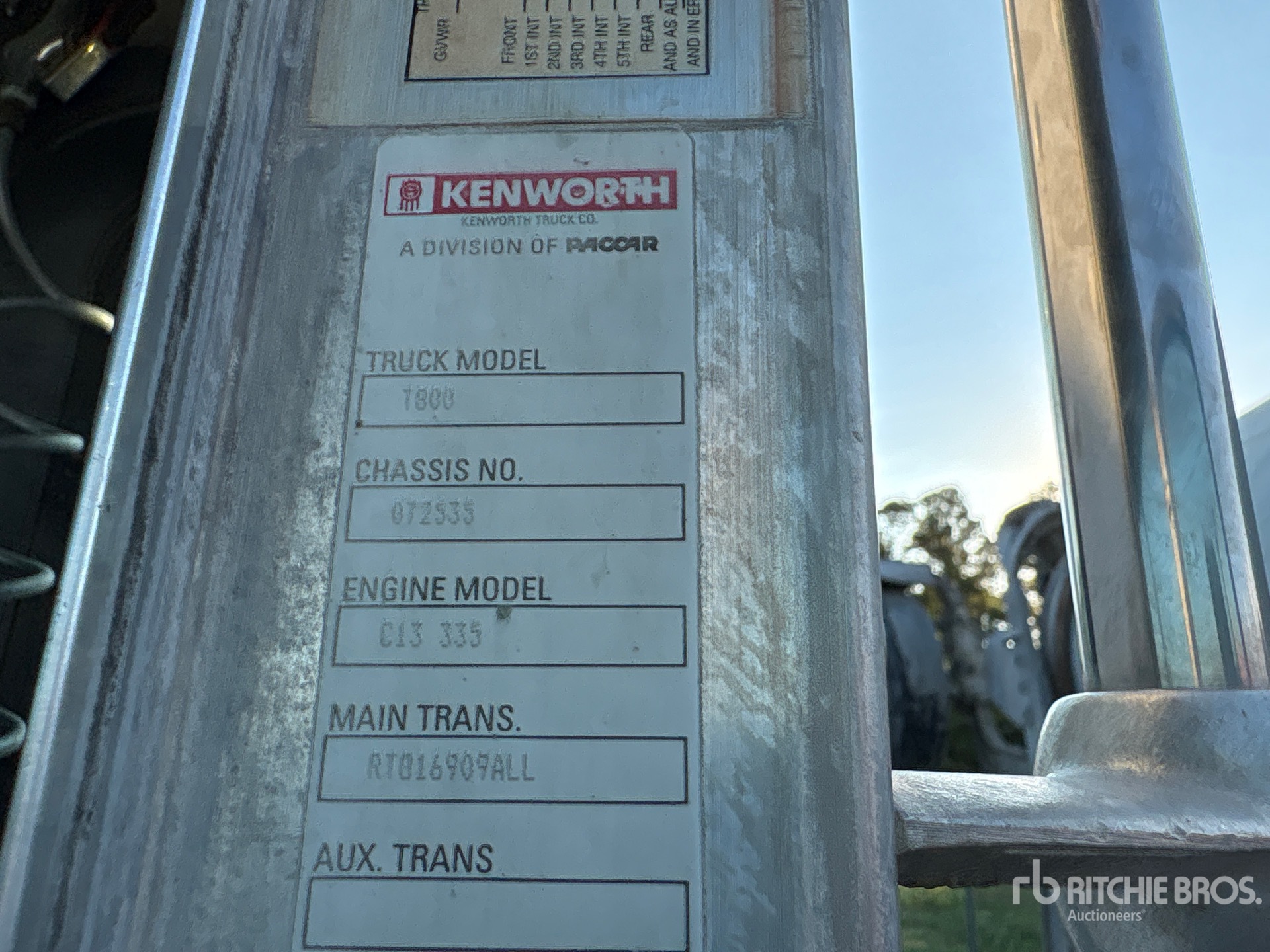 2005 Kenworth T800