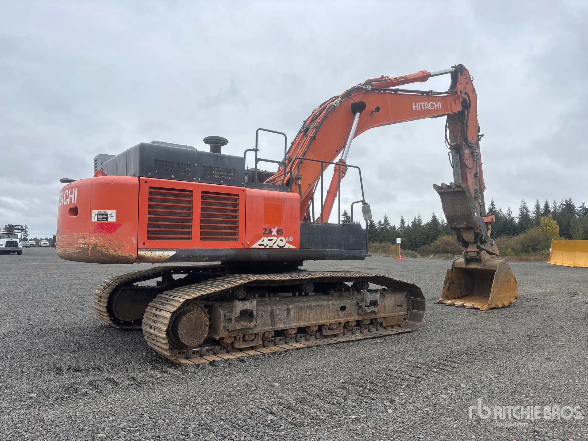 2017 Hitachi ZX470LC-6