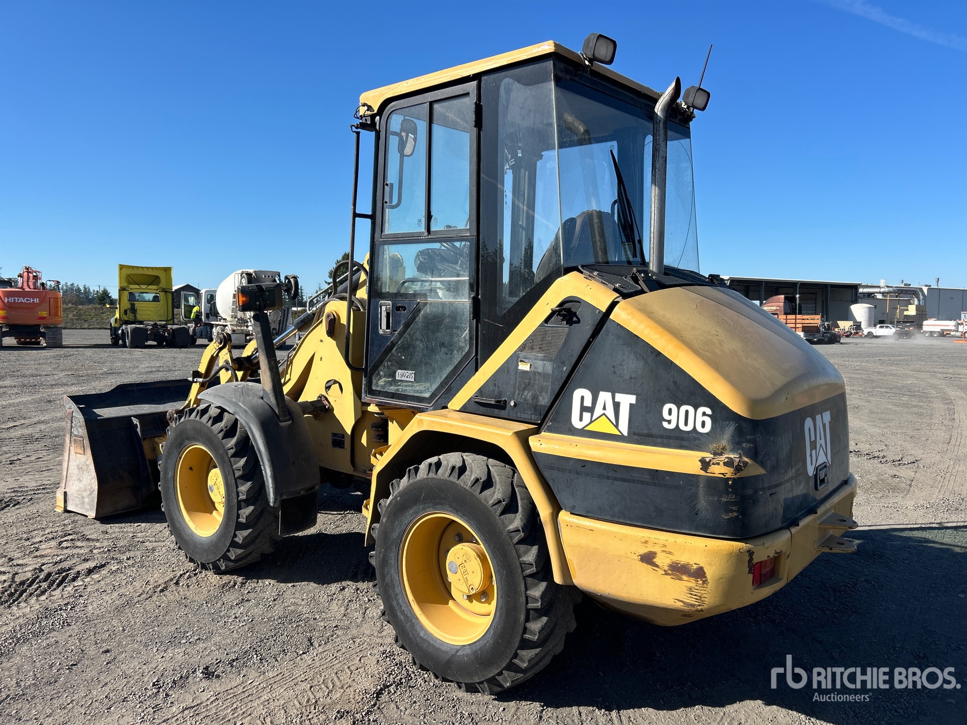 2001 Caterpillar 906