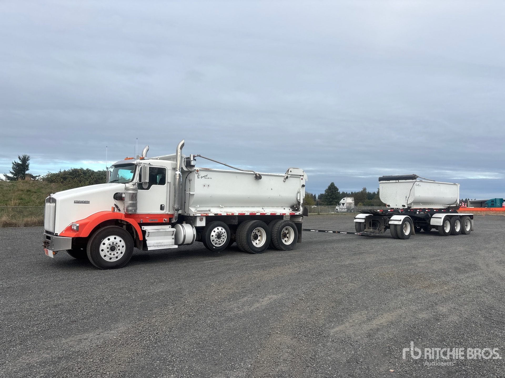 Photo of 2007 Kenworth T800